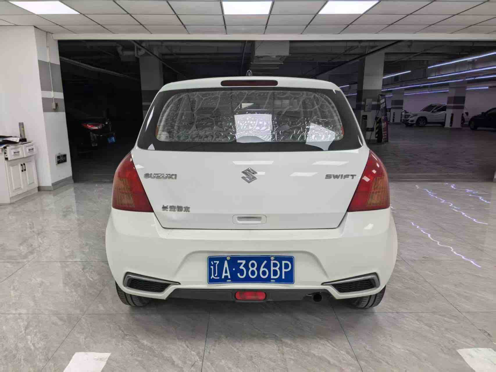 Suzuki Swift 2014 #8 Suzuki Swift 2014 car image #8