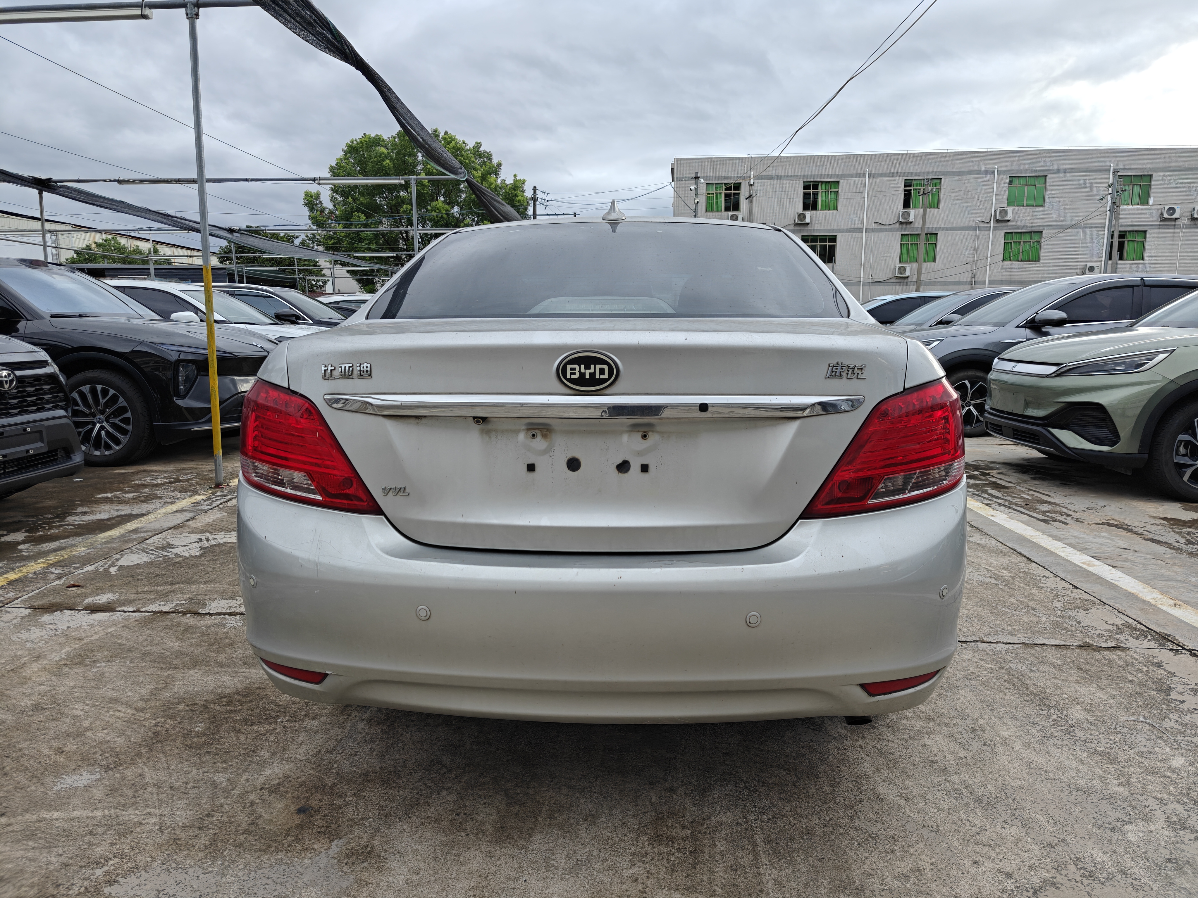 BYD SuRui 2014 car image #8