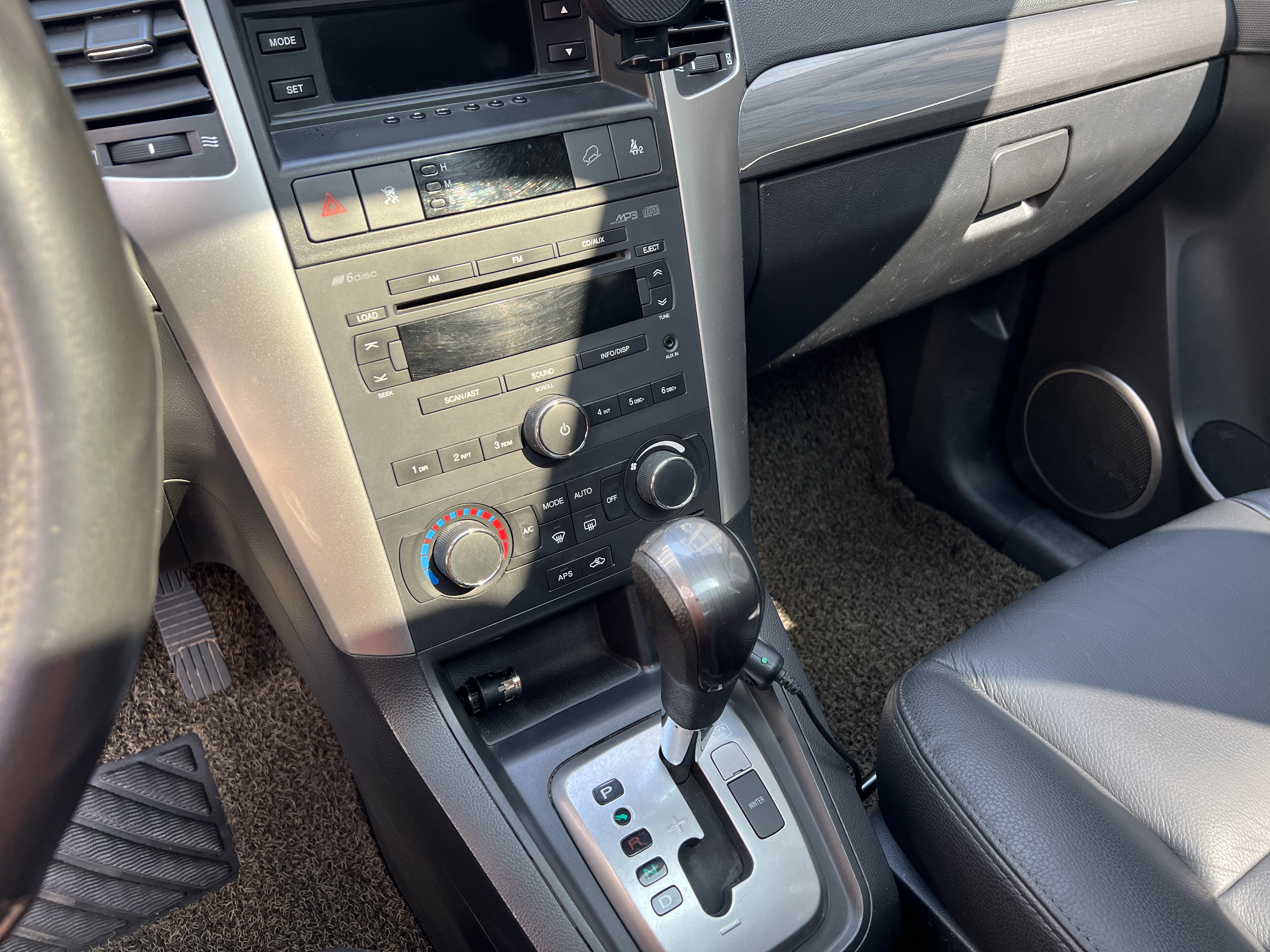 Chevrolet Captiva (Imported) 2011 #8 Chevrolet Captiva (Imported) 2011 car image #8