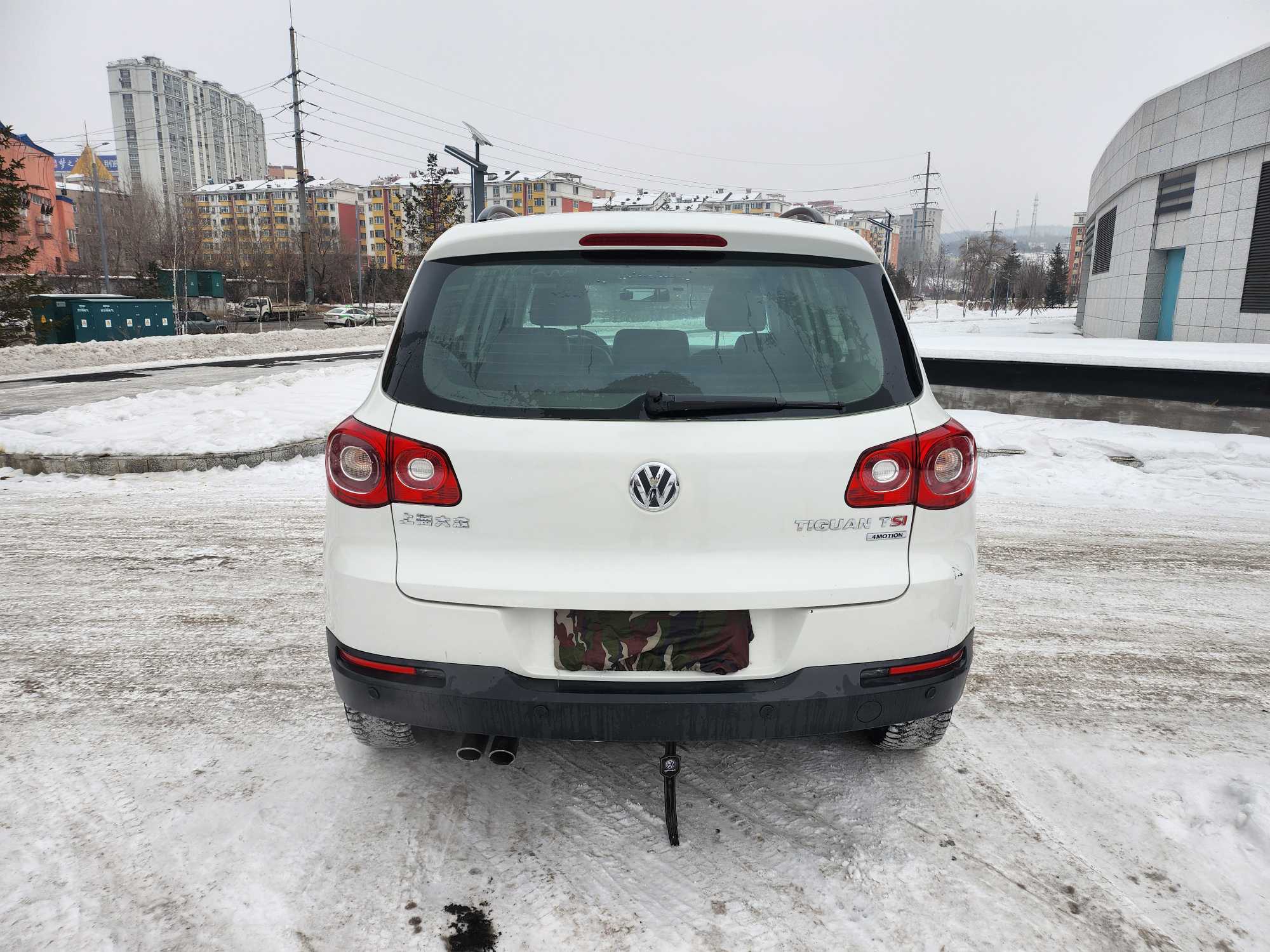 Volkswagen Tiguan 2011 car image #8