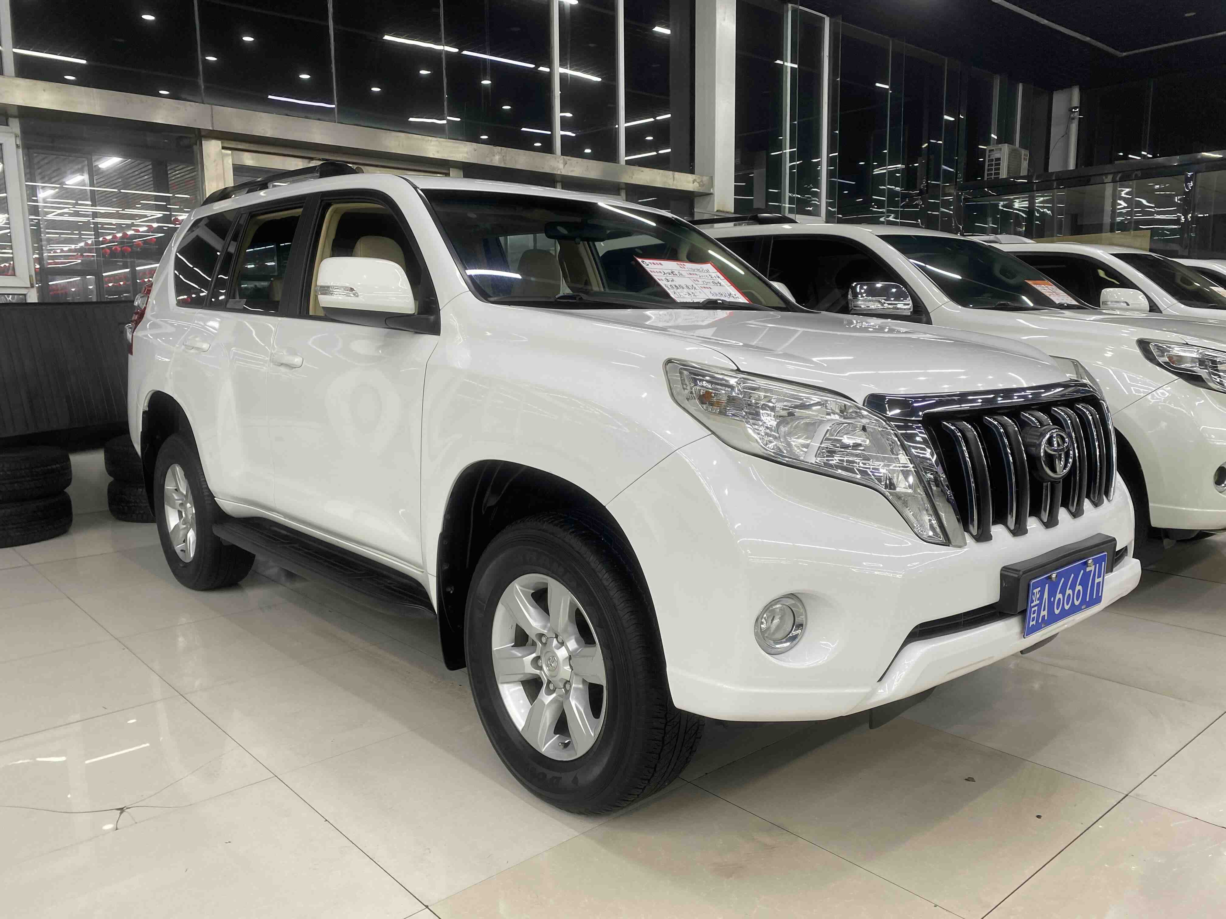 Toyota Land Cruiser Prado 2015 car image #8