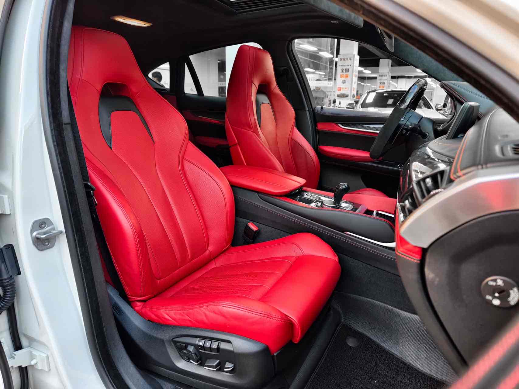 BMW X6 M 2016 #8 BMW X6 M 2016 car image #8