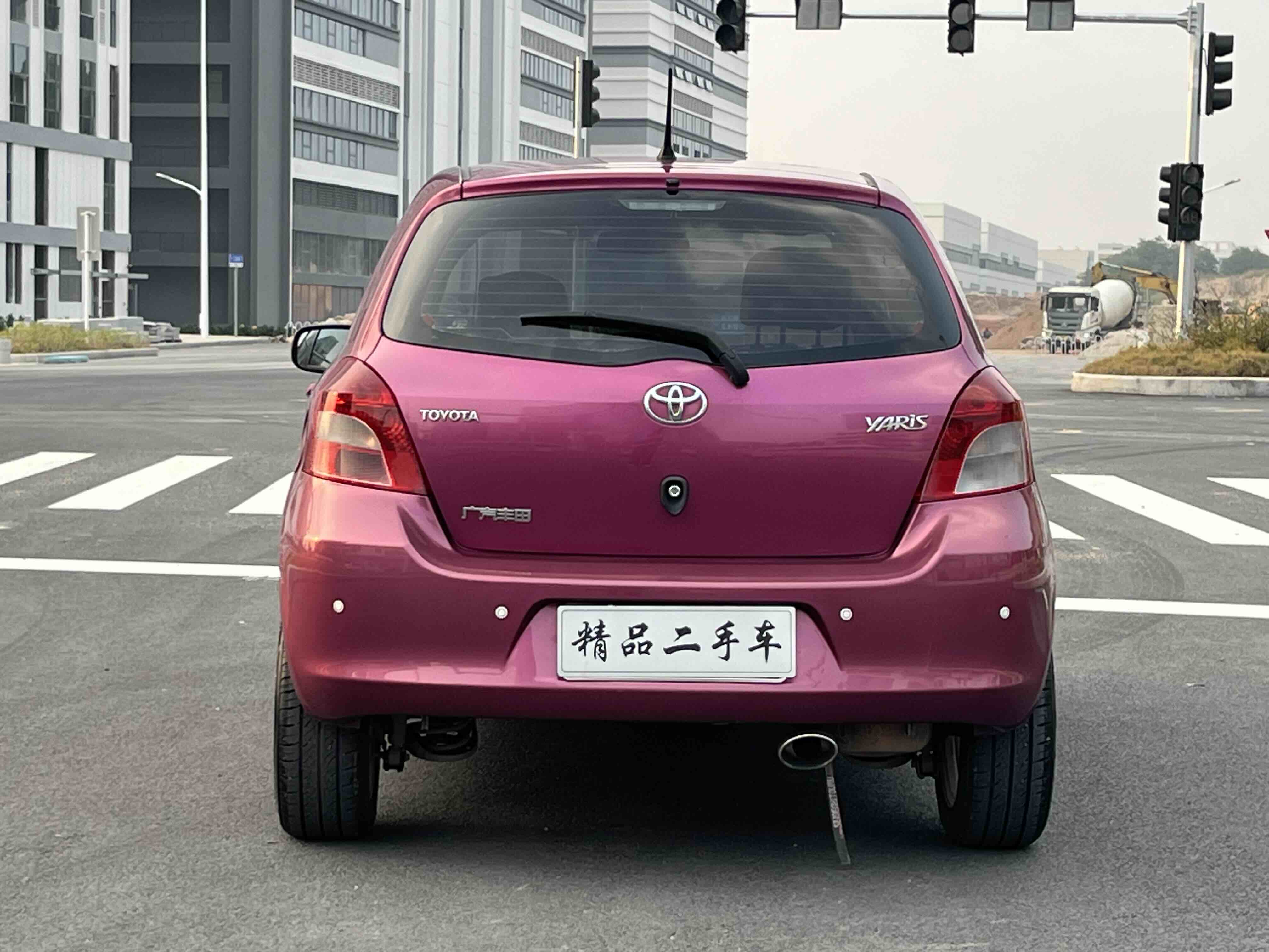 Yaris 2013 #8 Yaris 2013 car image #8