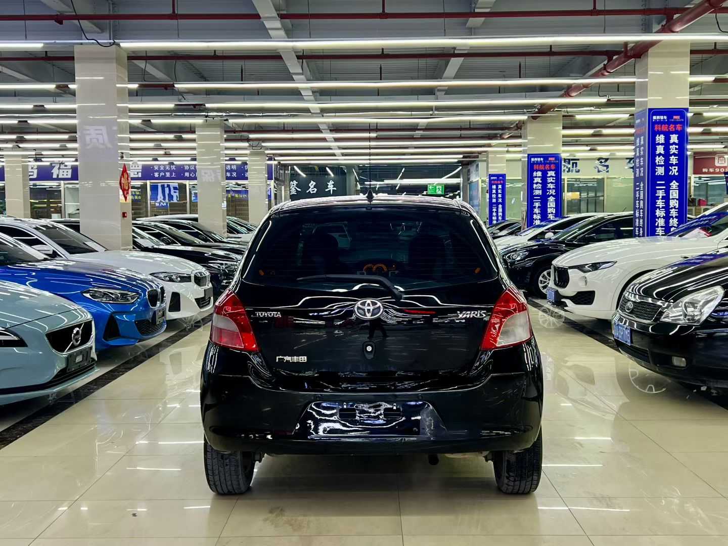 Yaris 2011 #8 Yaris 2011 car image #8