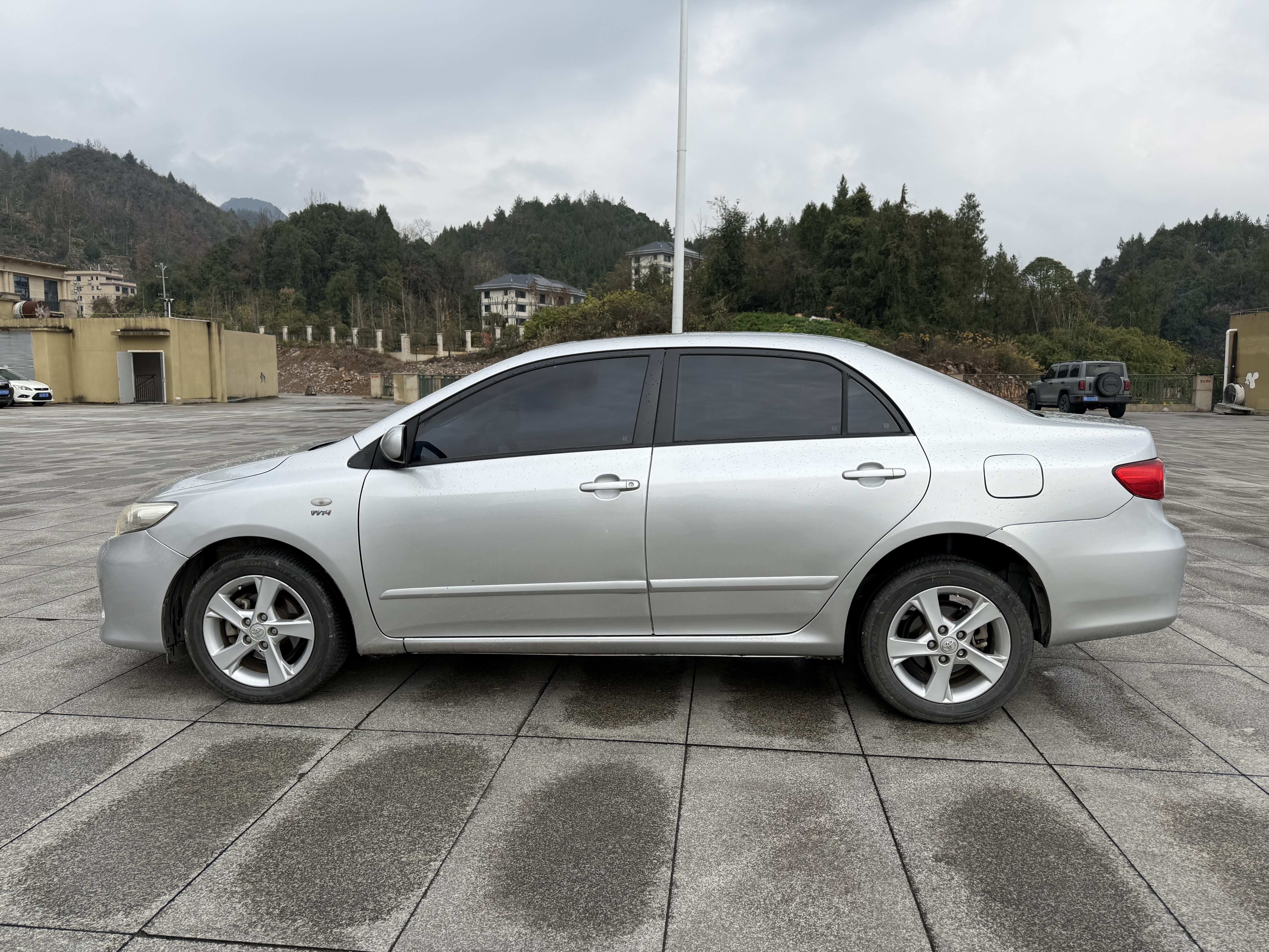 Toyota Corolla 2011 #8 Toyota Corolla 2011 car image #8
