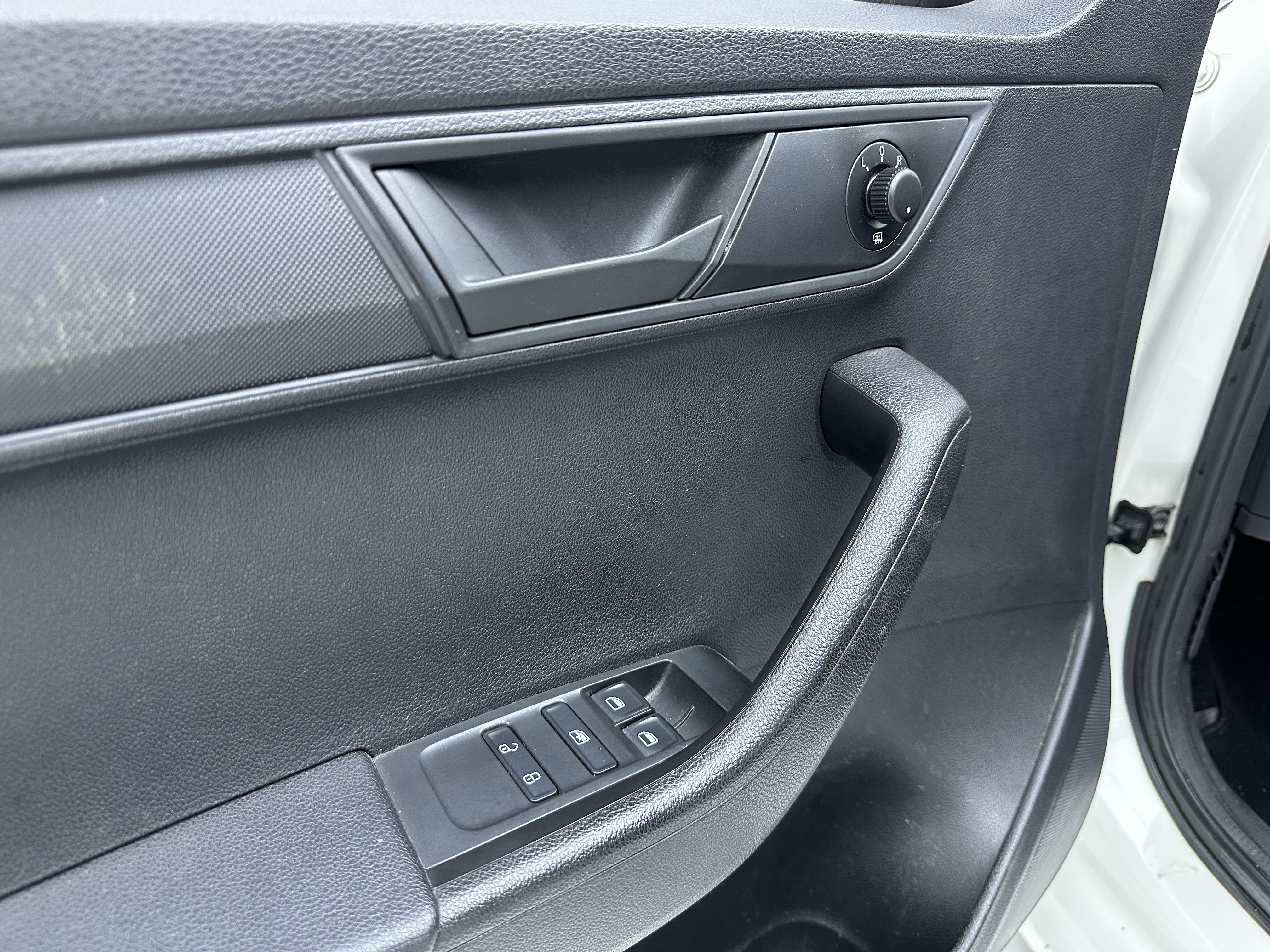 Skoda Fabia 2015 изображение автомобиля #8