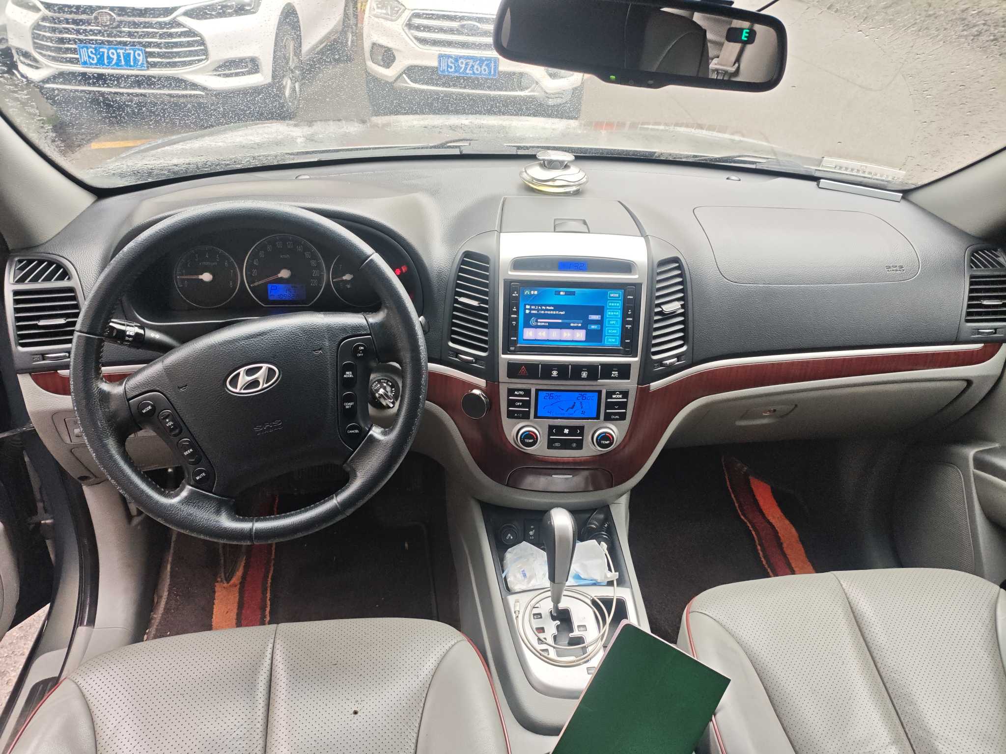 Hyundai Santa Fe Classic 2009 car image #8