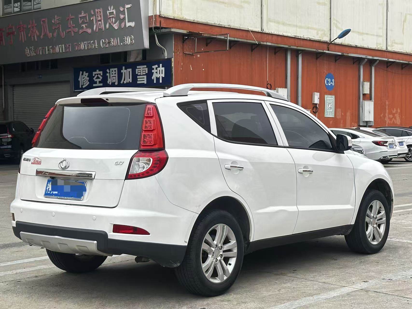 GEELY GX7 2016 #8 GEELY GX7 2016 изображение автомобиля #8