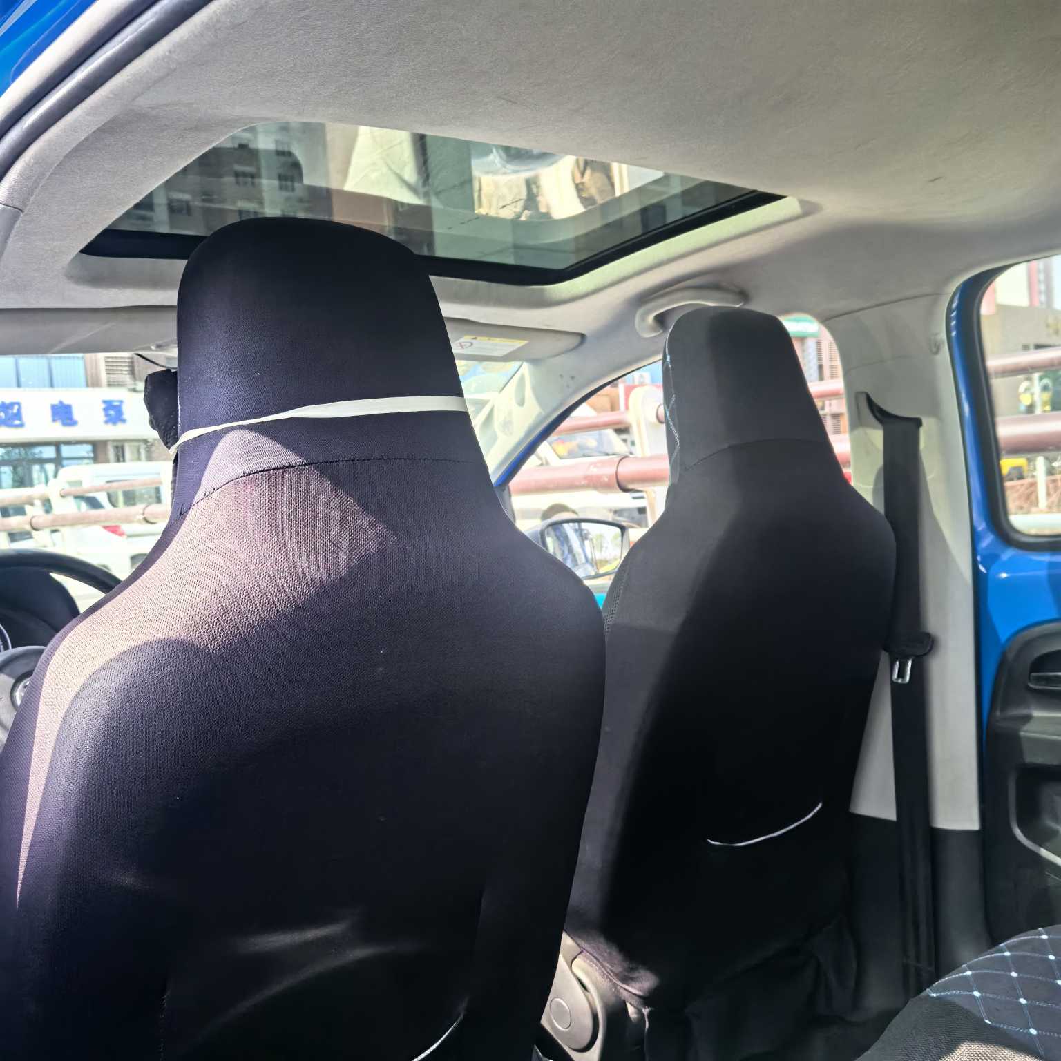 Volkswagen up! 2015 изображение автомобиля #8