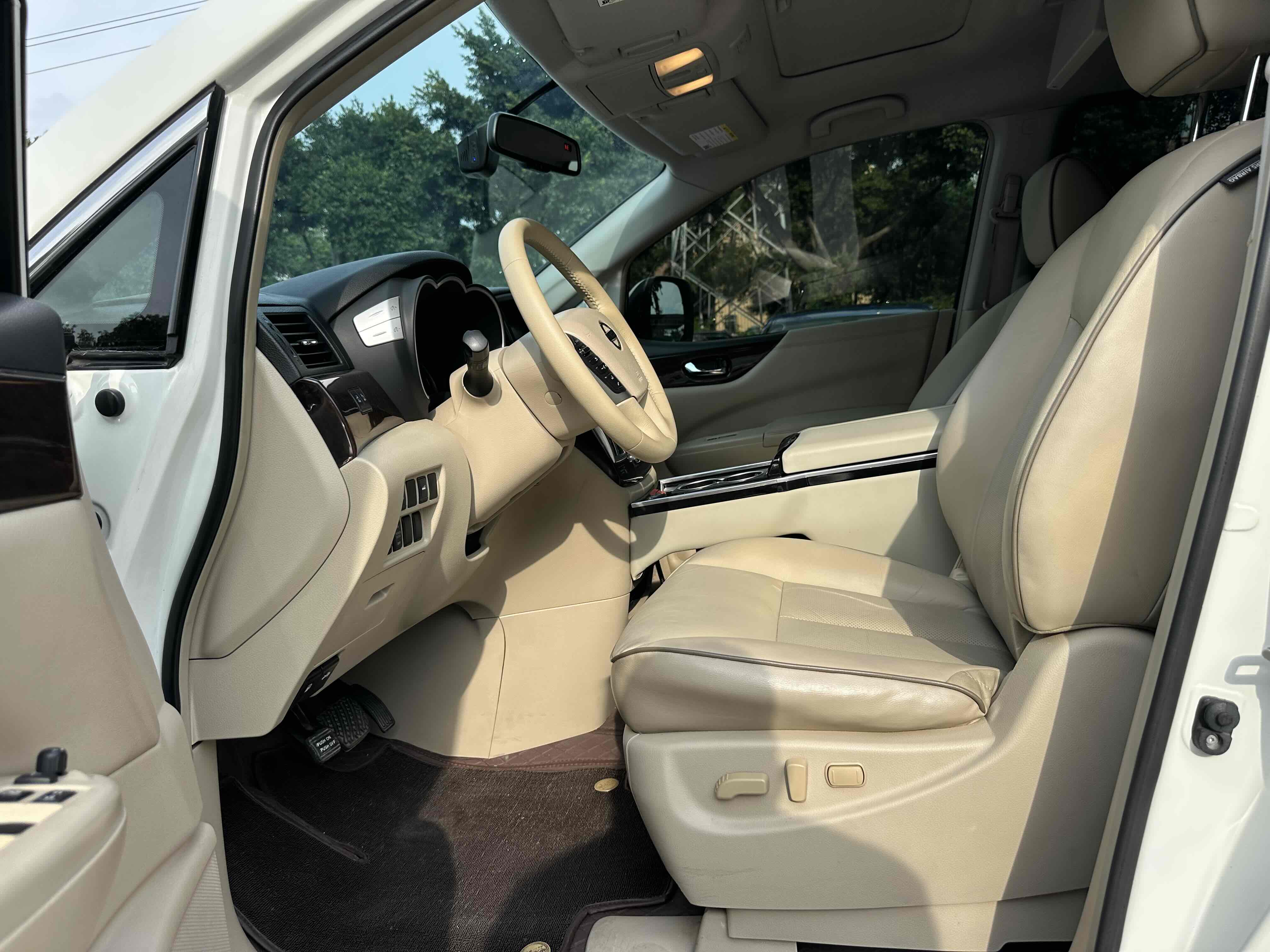 Nissan Quest 2016 imagem de carro #8