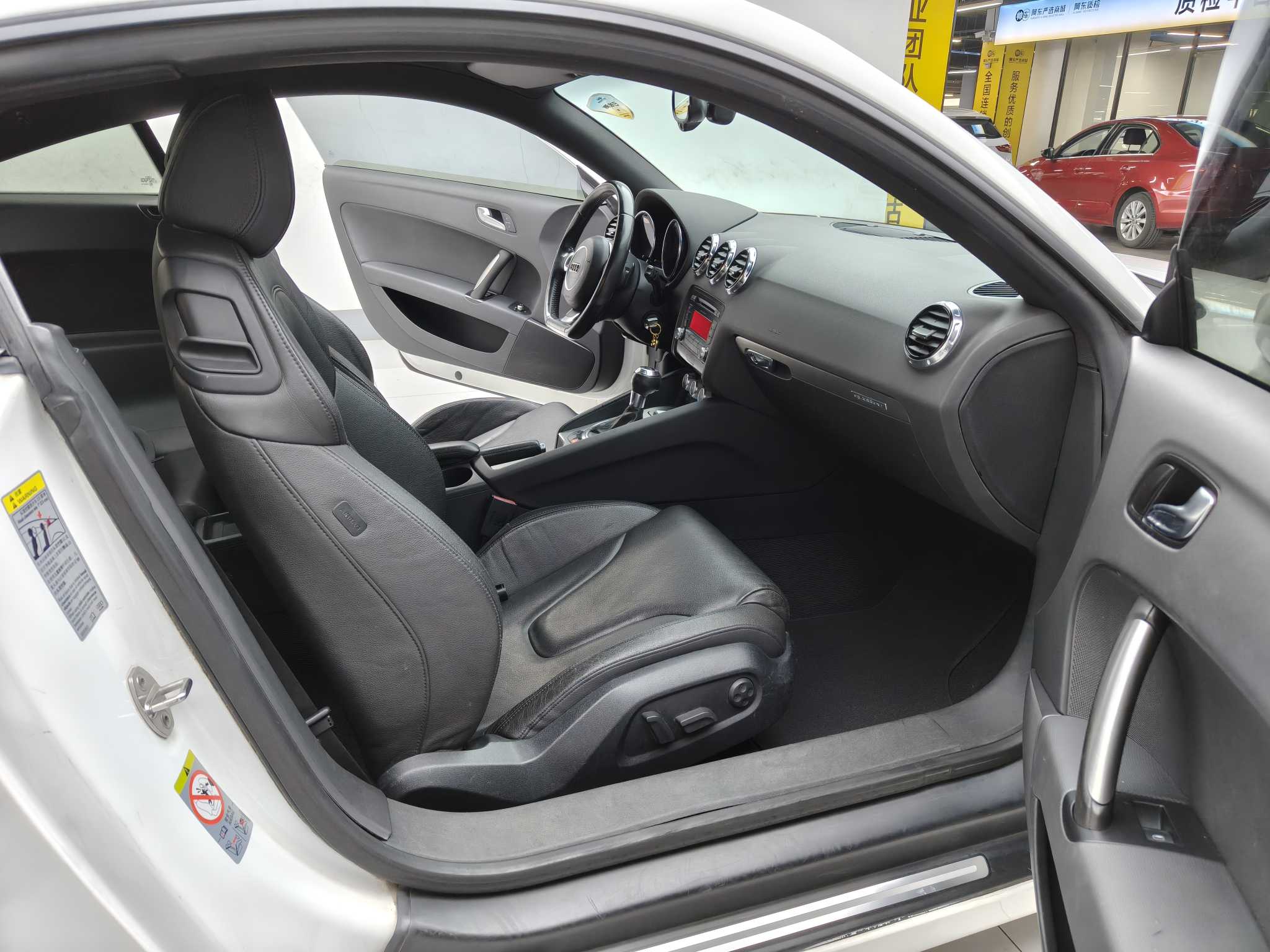 Audi TT 2013 #8 Audi TT 2013 car image #8