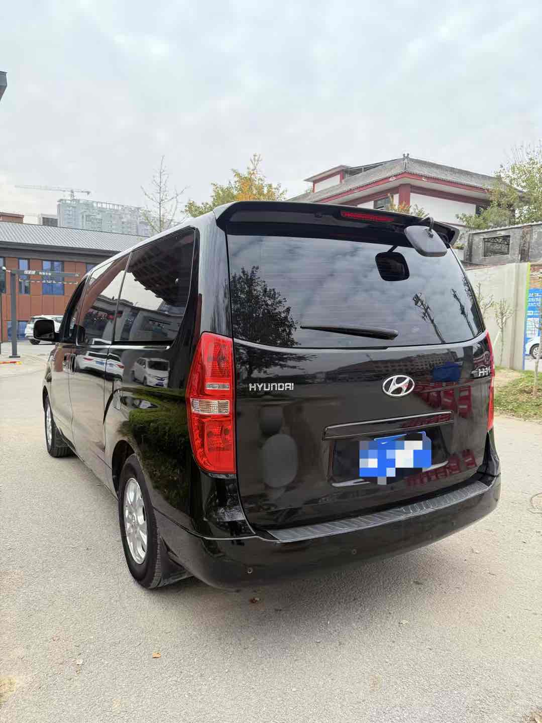 Hyundai H-1 2015 car image #8