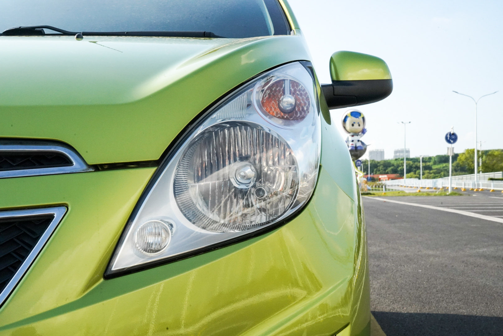 Chevrolet Spark 2011 car image #8