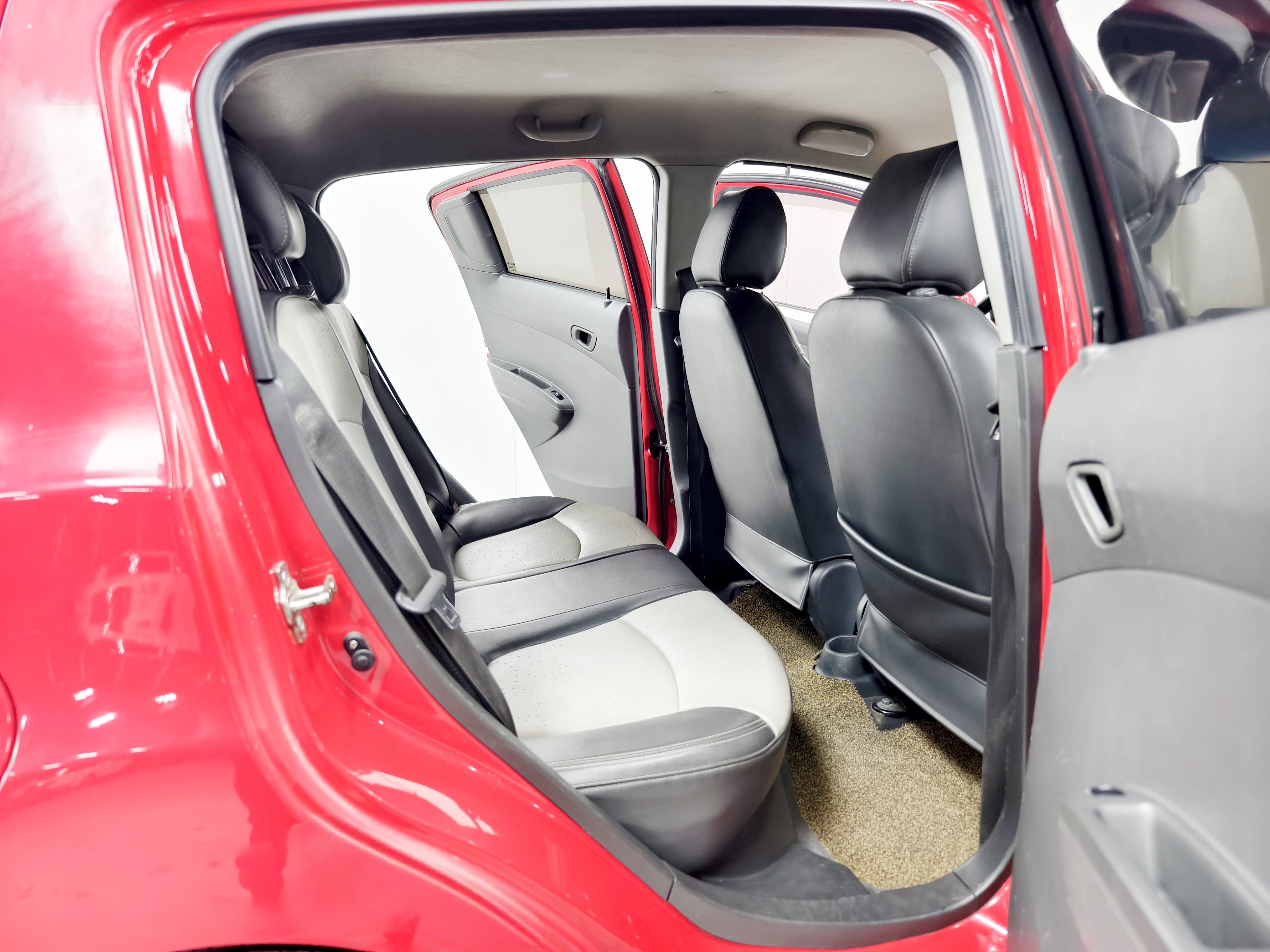 Chevrolet Spark 2011 #8 Chevrolet Spark 2011 car image #8