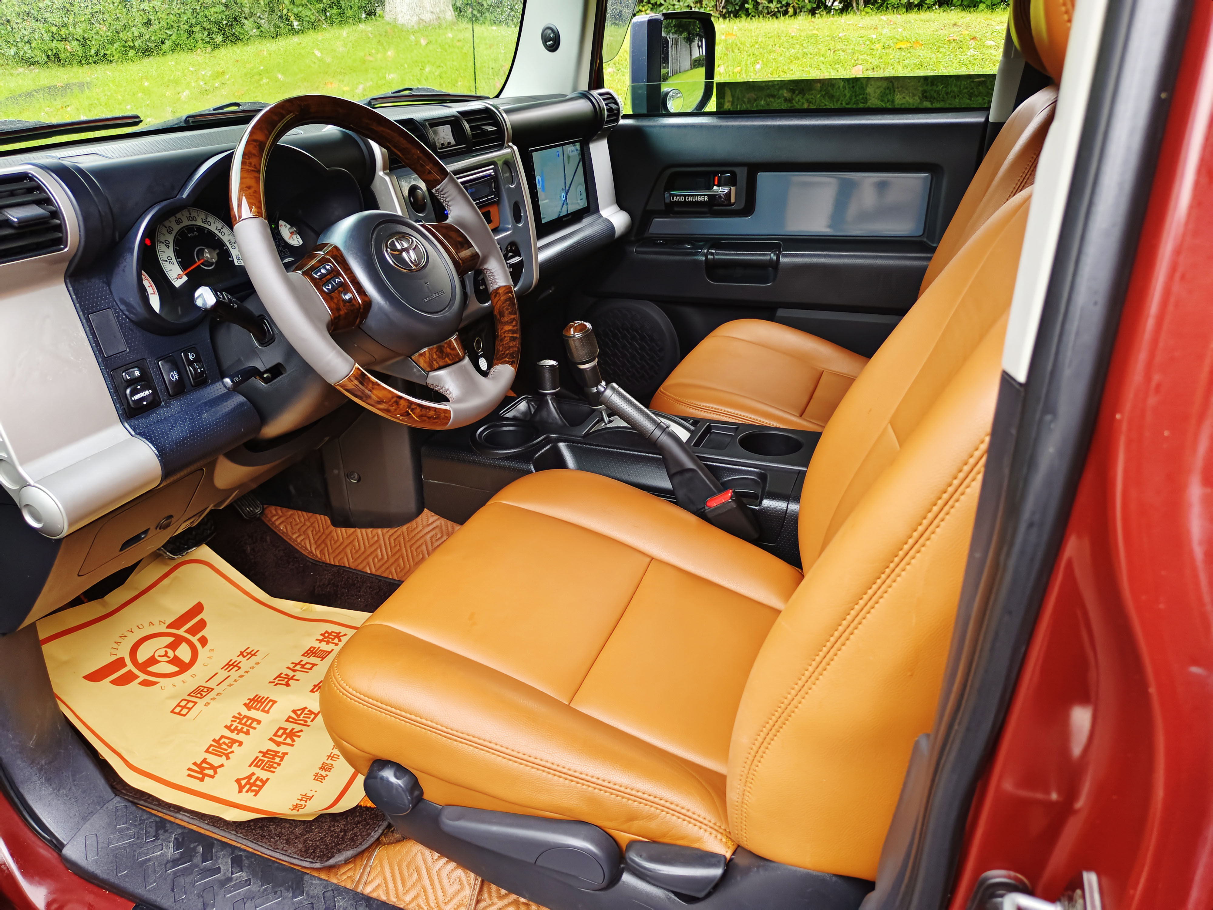 Toyota FJ Cruiser 2010 #8 Toyota FJ Cruiser 2010 car image #8