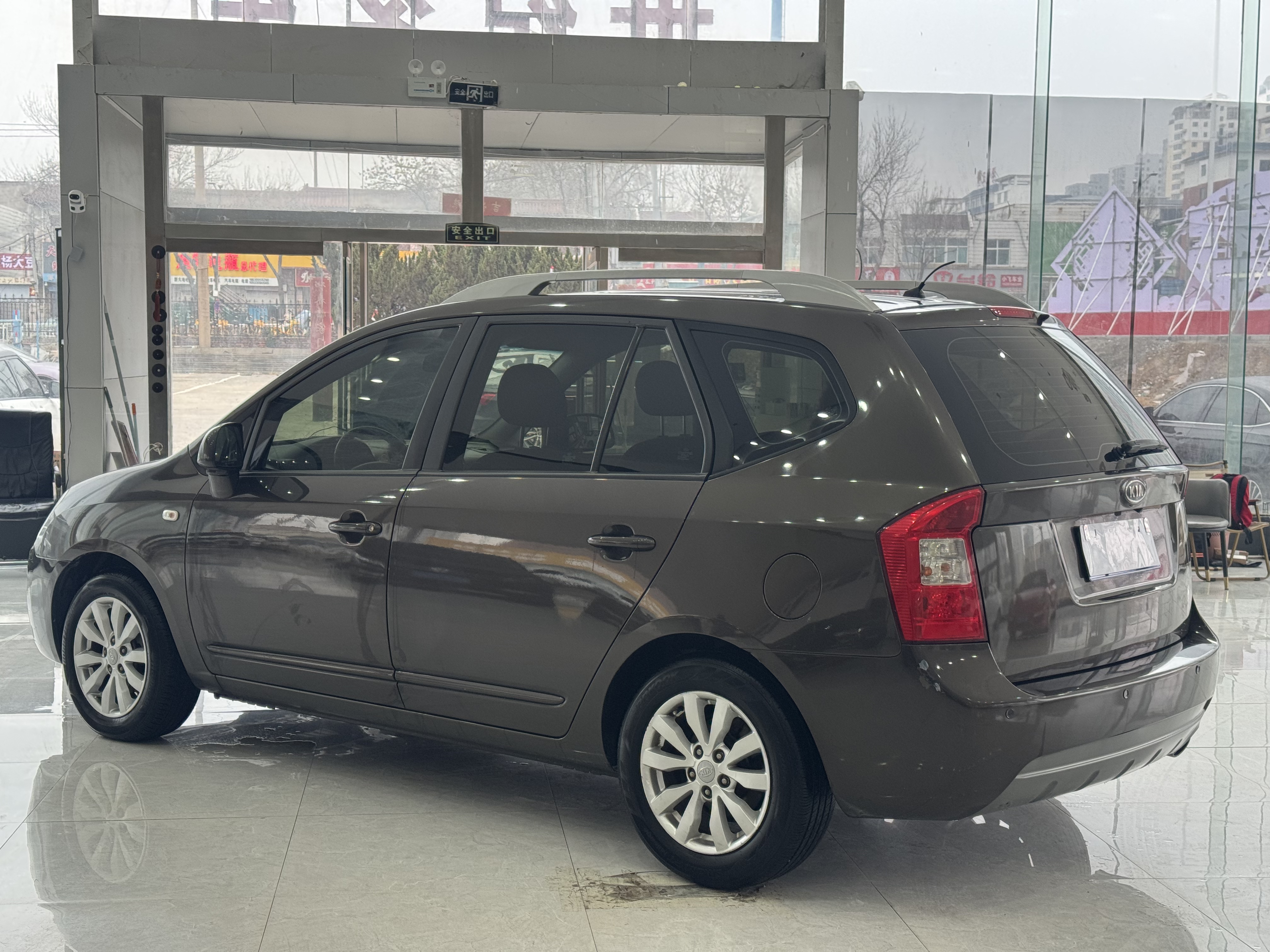 起亚 佳乐 2012 汽车图片 #8