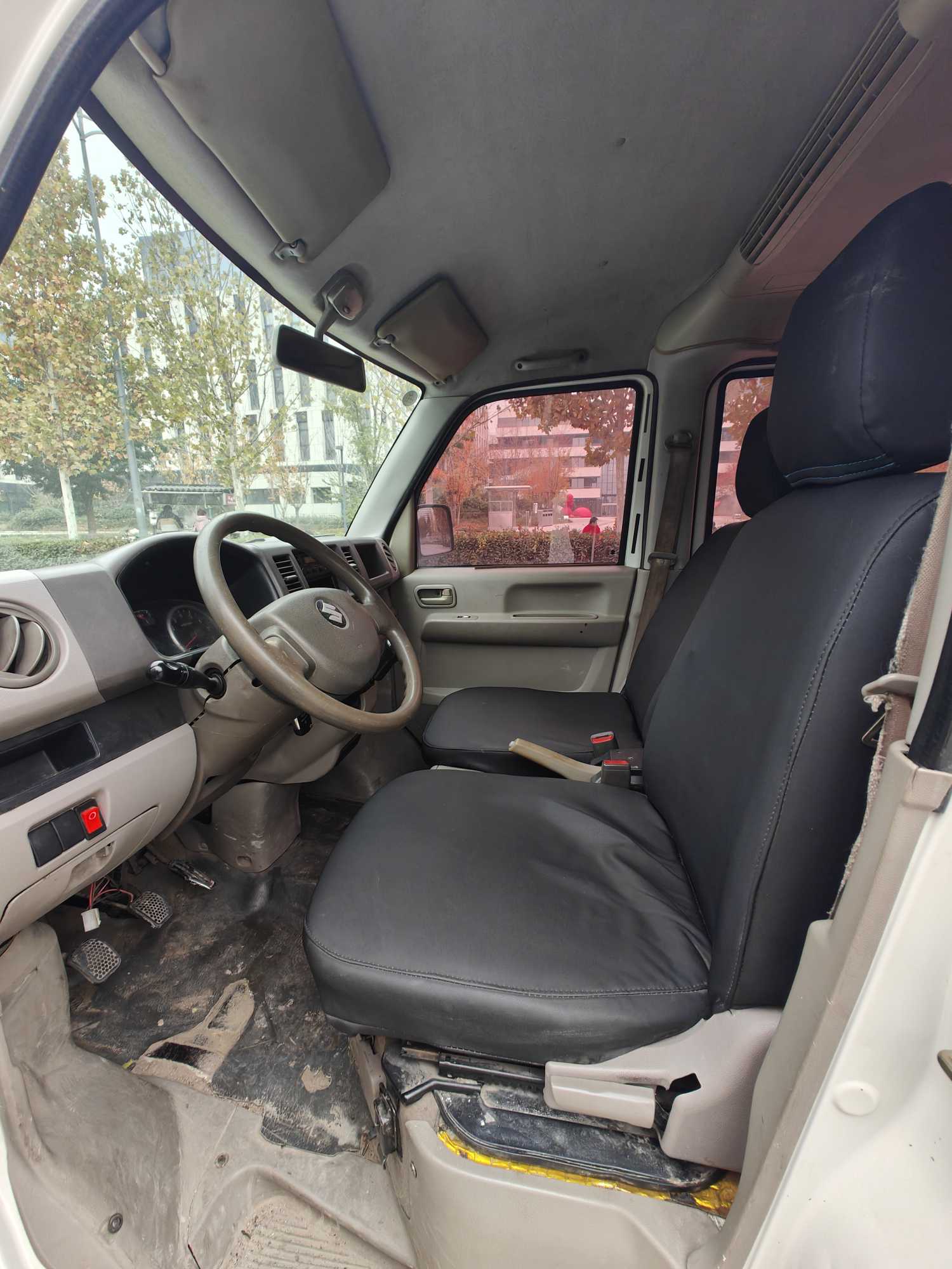 铃木 浪迪 2013 汽车图片 #8