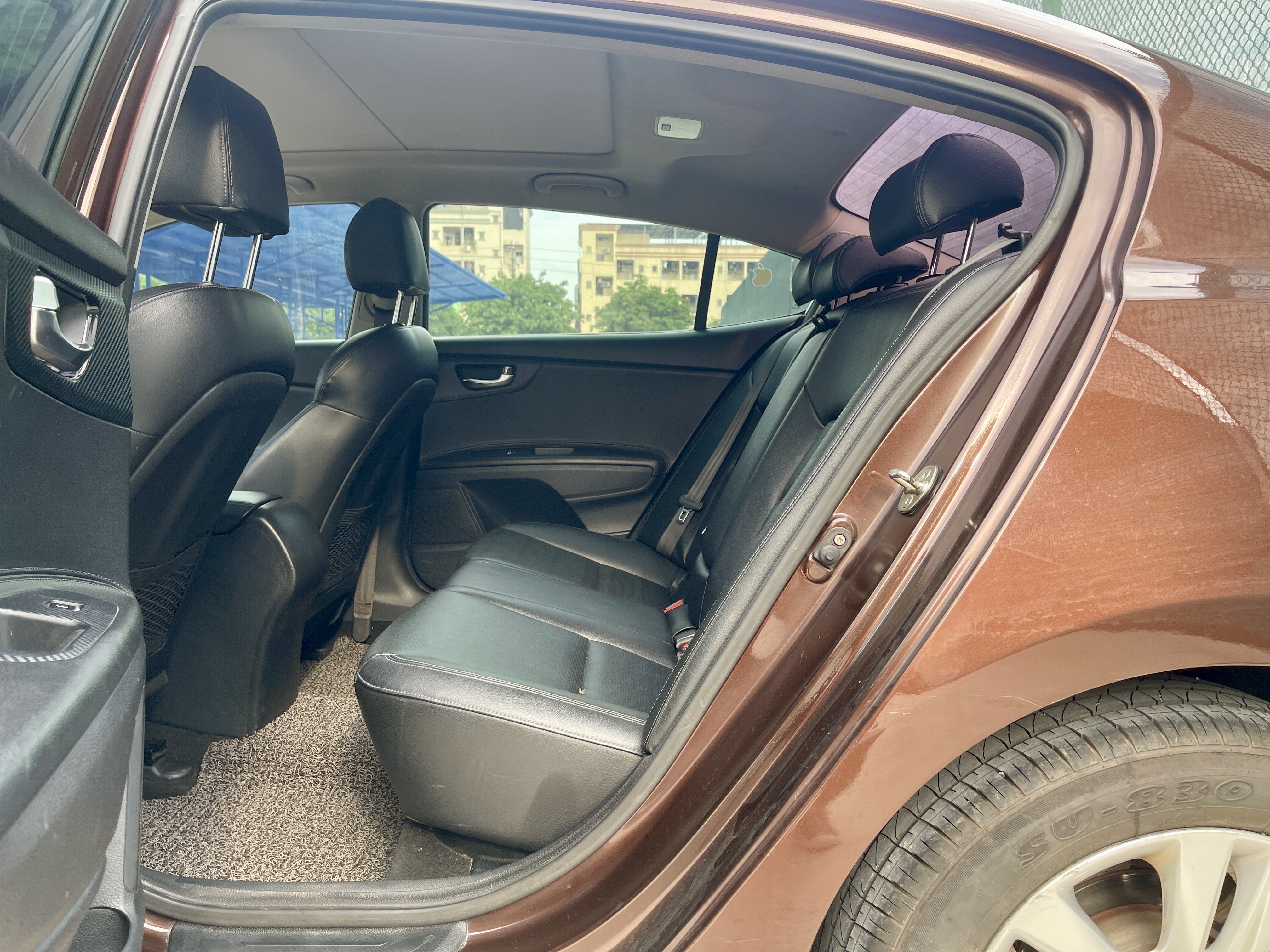 起亚 起亚K4 2015 汽车图片 #8