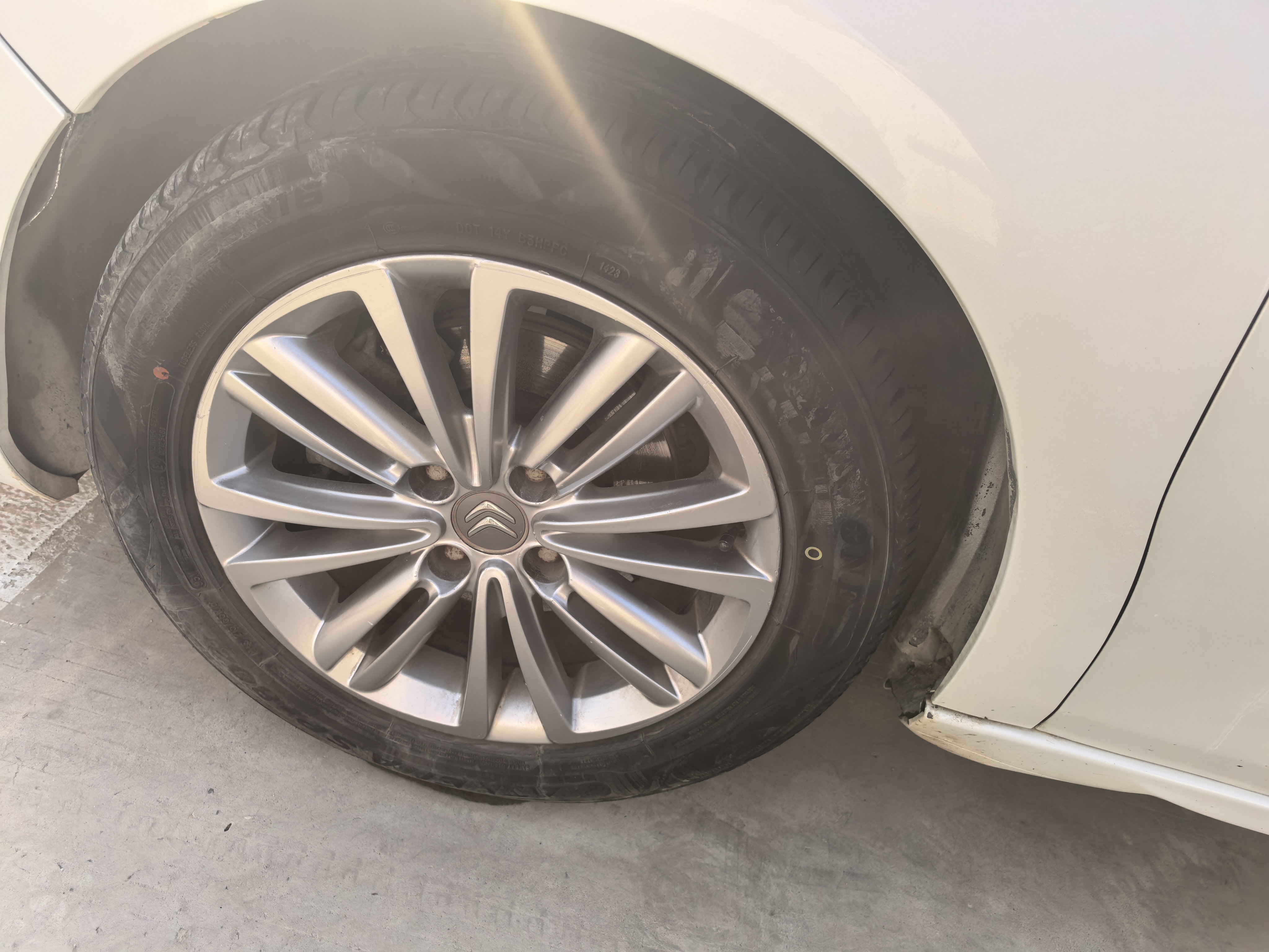 Citroen C4L 2015 car image #8