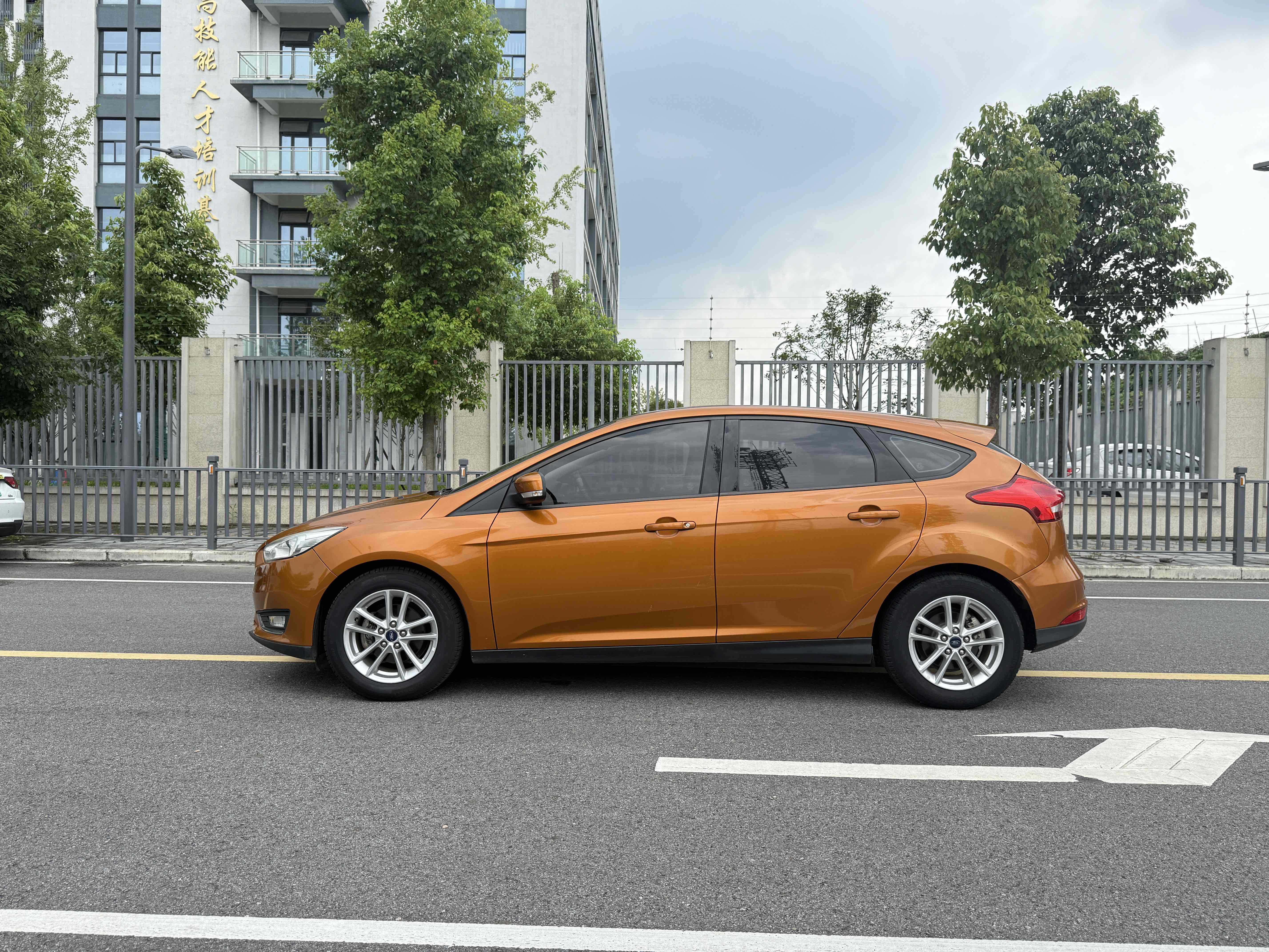 Ford Focus 2016 car image #8