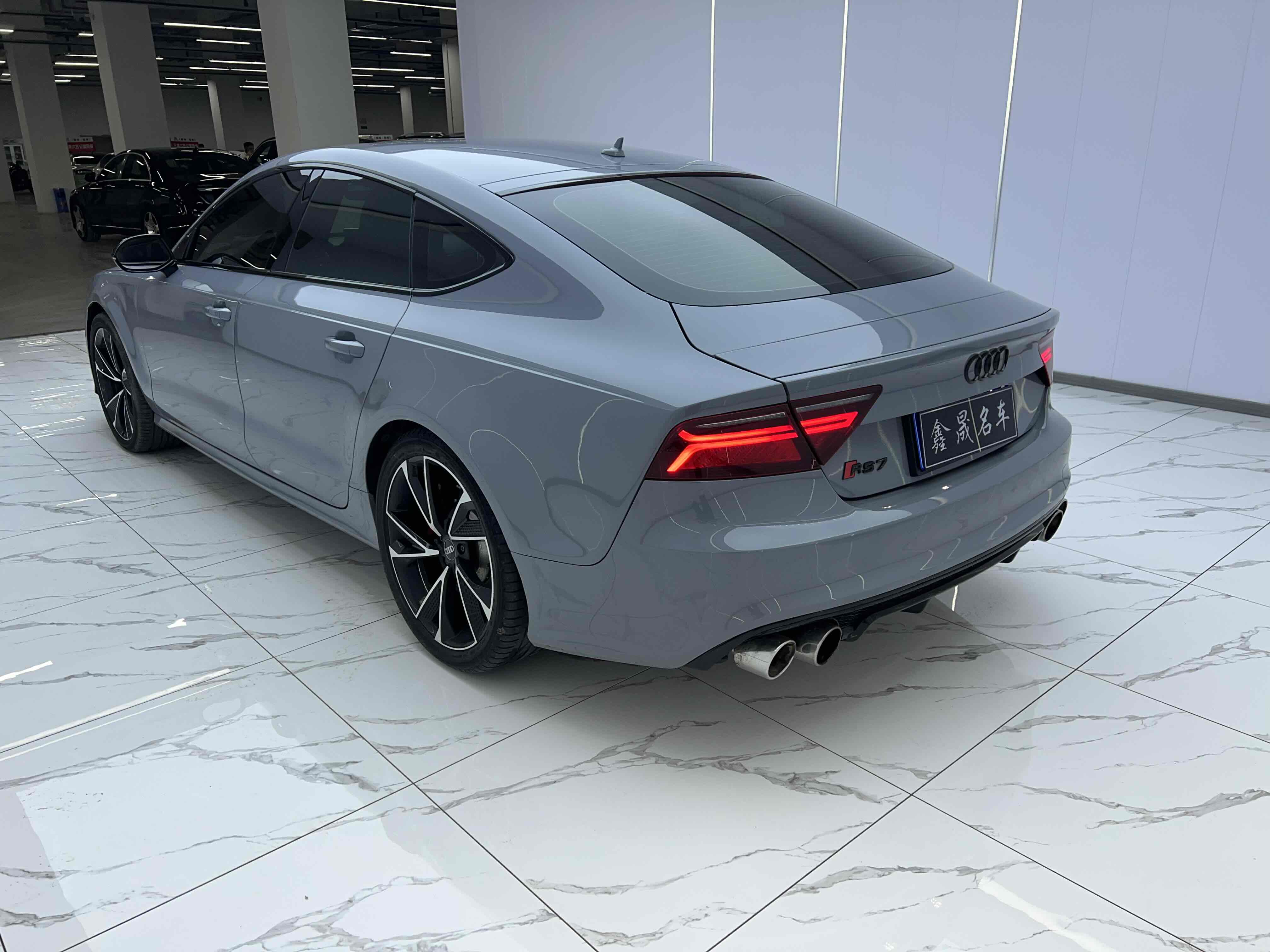 Audi RS 7 2018 car image #8