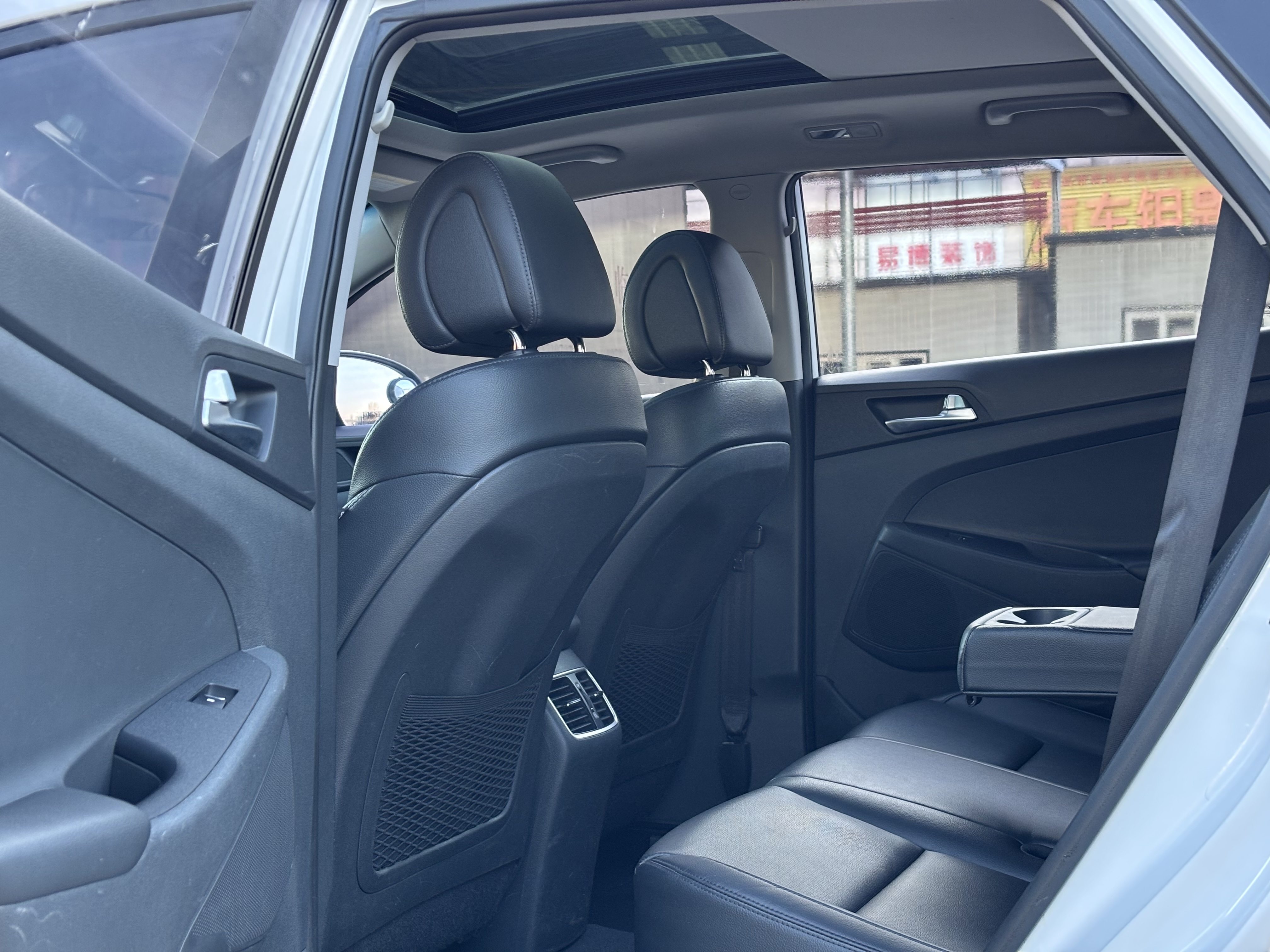 Hyundai Tucson 2015 #8 Hyundai Tucson 2015 car image #8