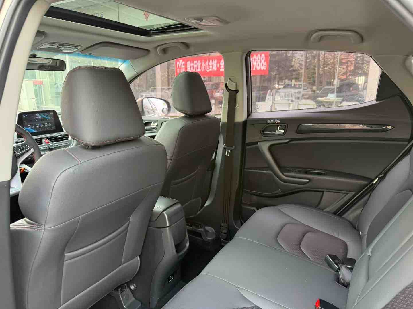 JAC 2017 imagem de carro #8