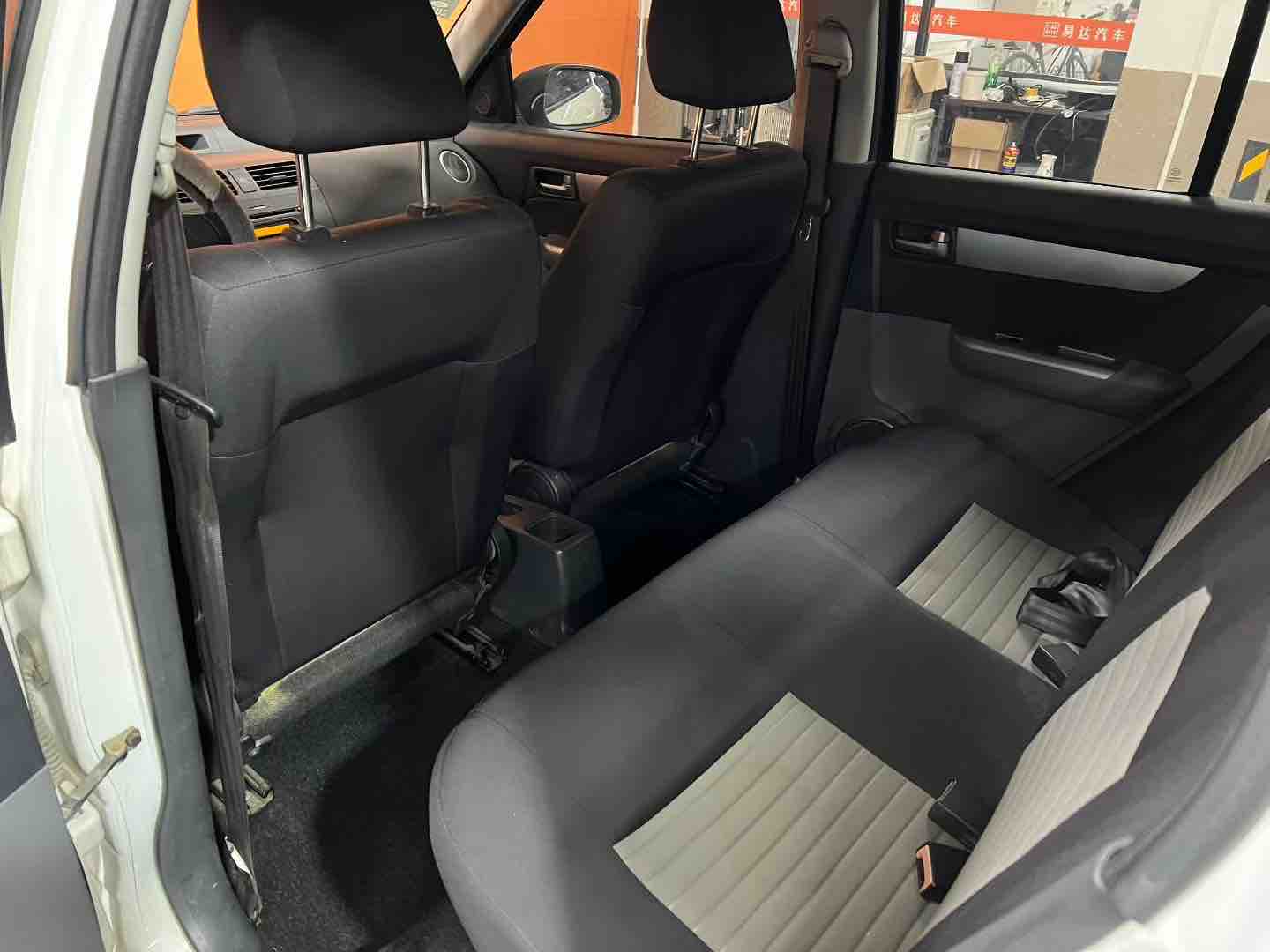 铃木 雨燕 2015 汽车图片 #8