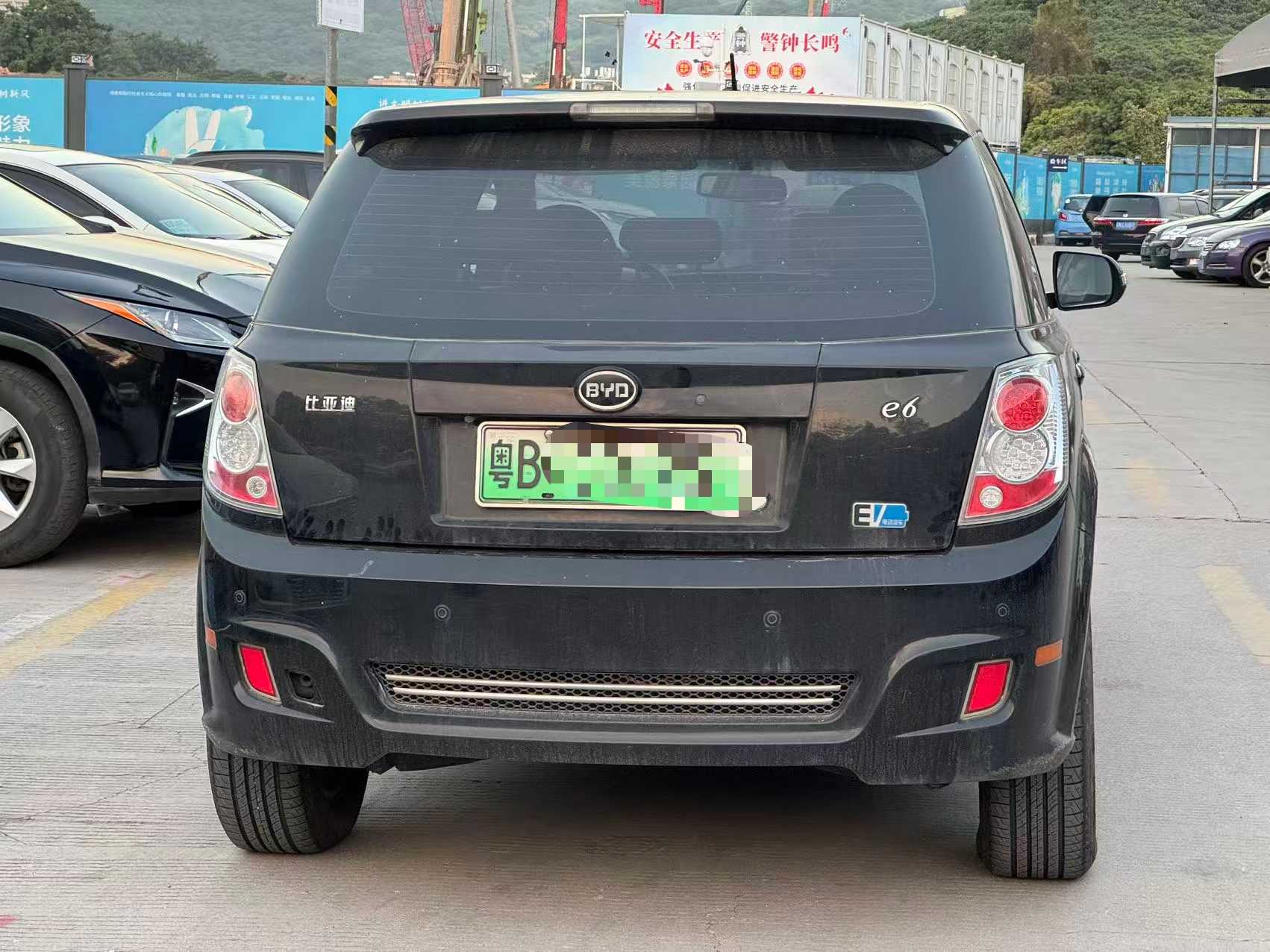 BYD e6 2016 #8 BYD e6 2016 car image #8