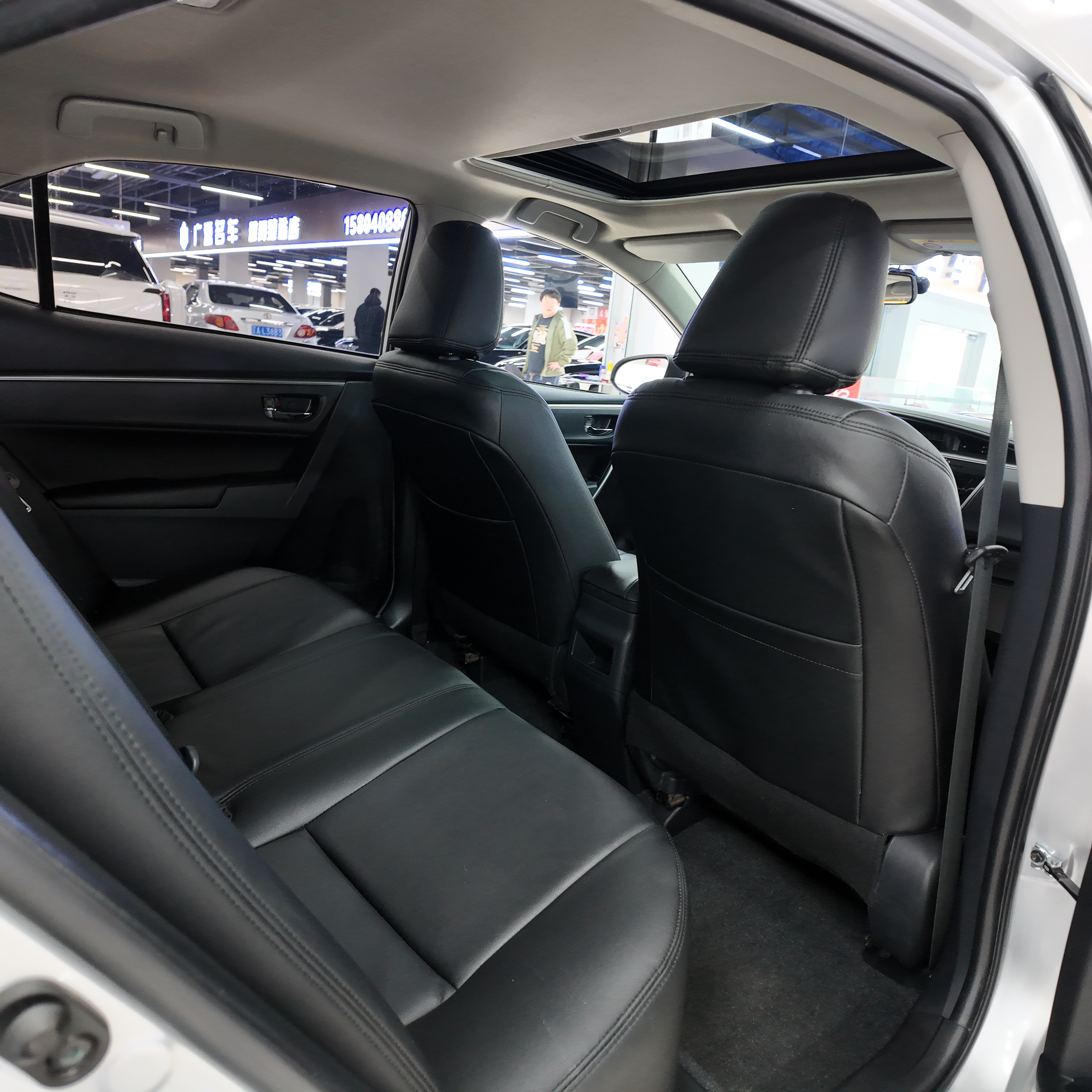 Toyota Corolla 2016 #8 Toyota Corolla 2016 car image #8