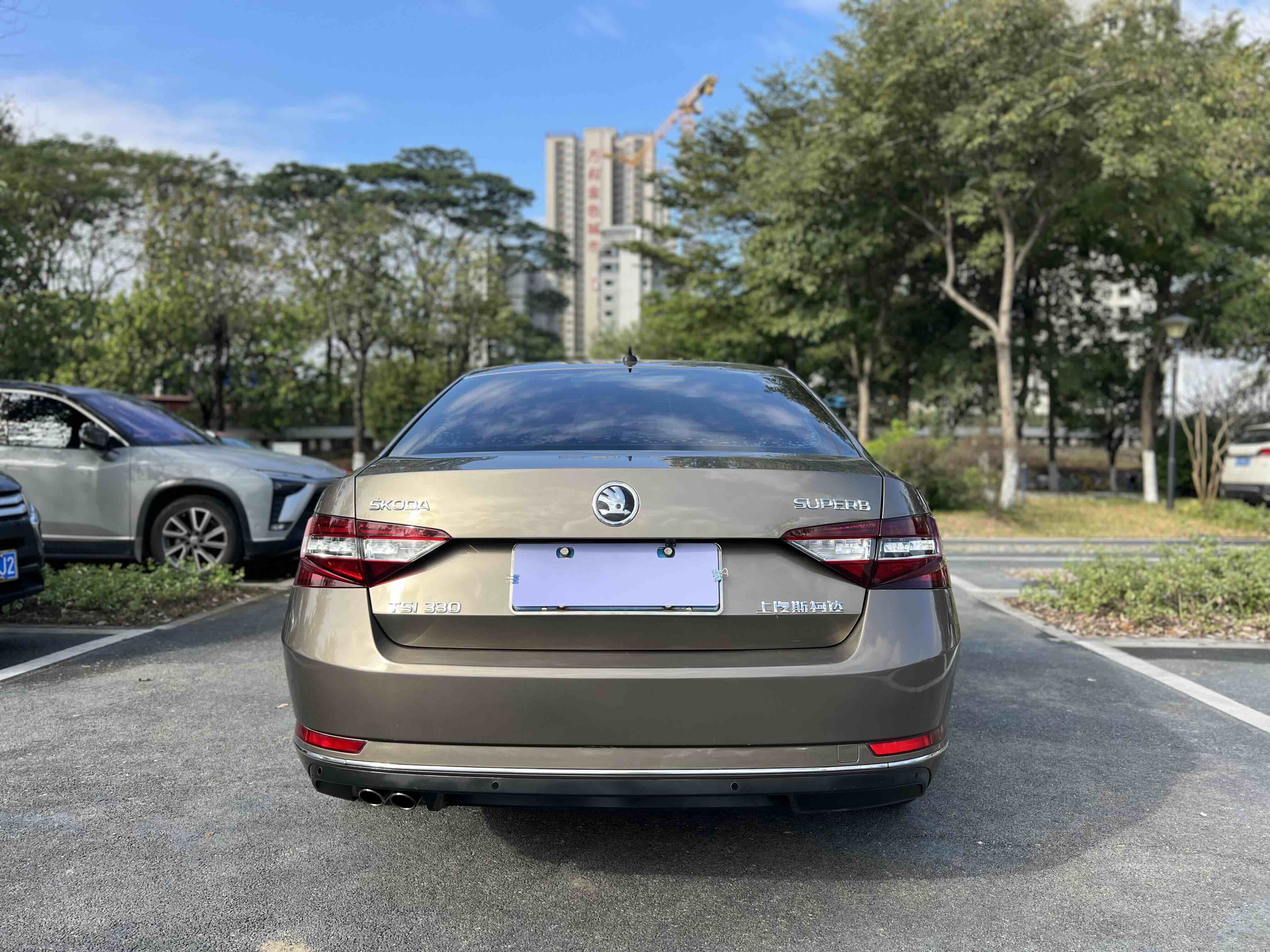 Skoda Superb 2017 #8 Skoda Superb 2017 car image #8