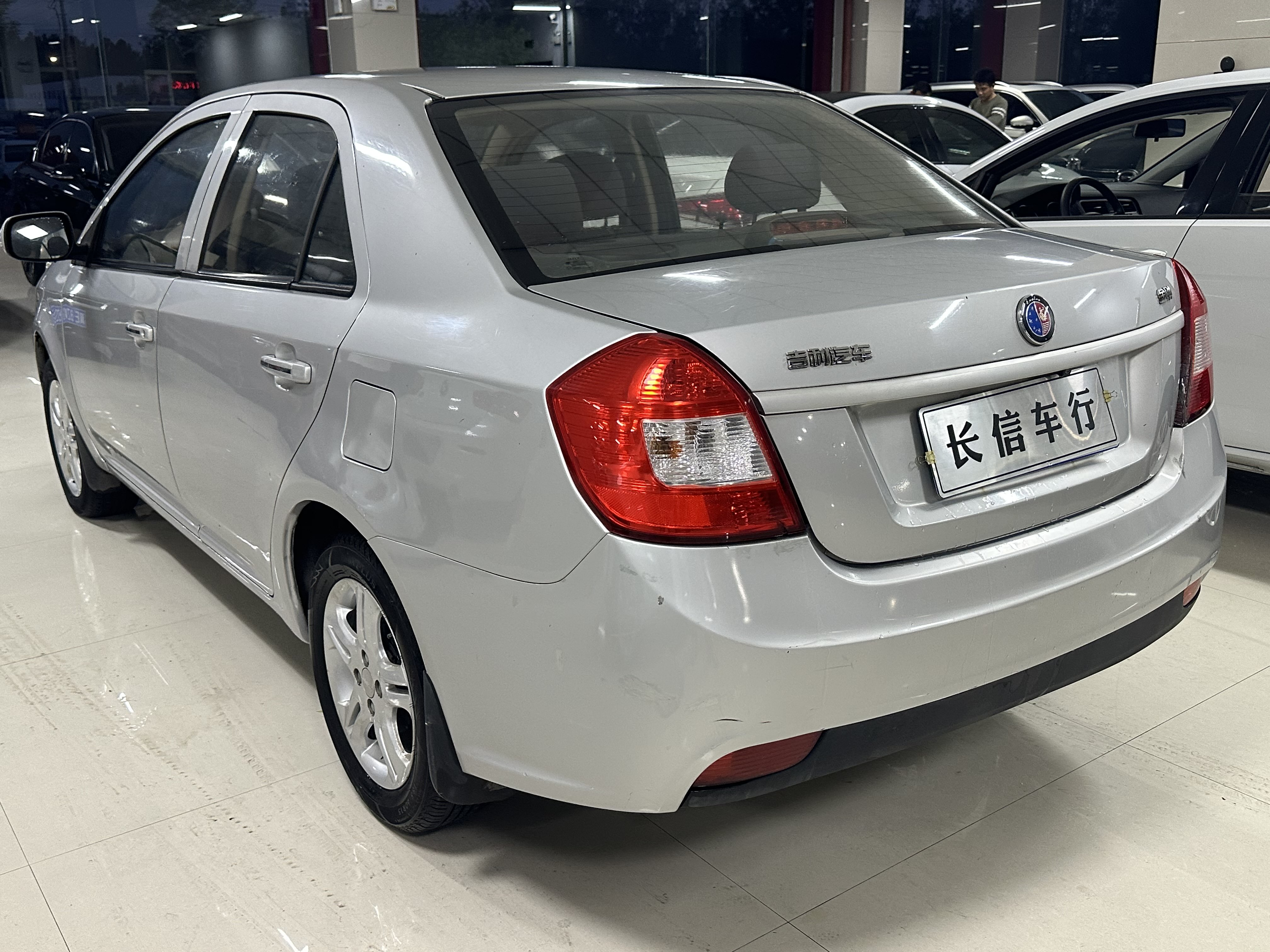 GEELY KingKong 2016 car image #8