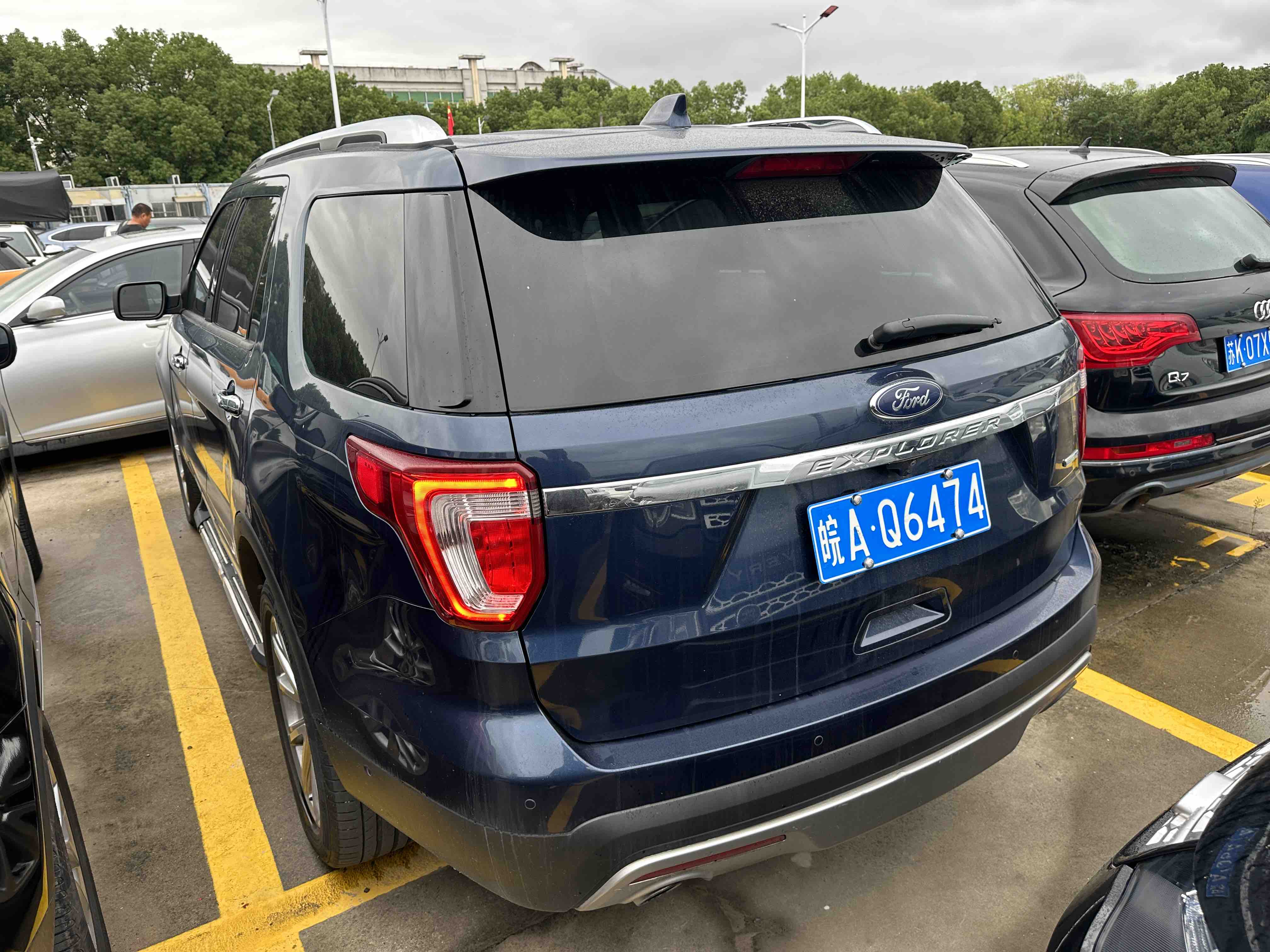 Ford Explorer (Imported) 2016 car image #8