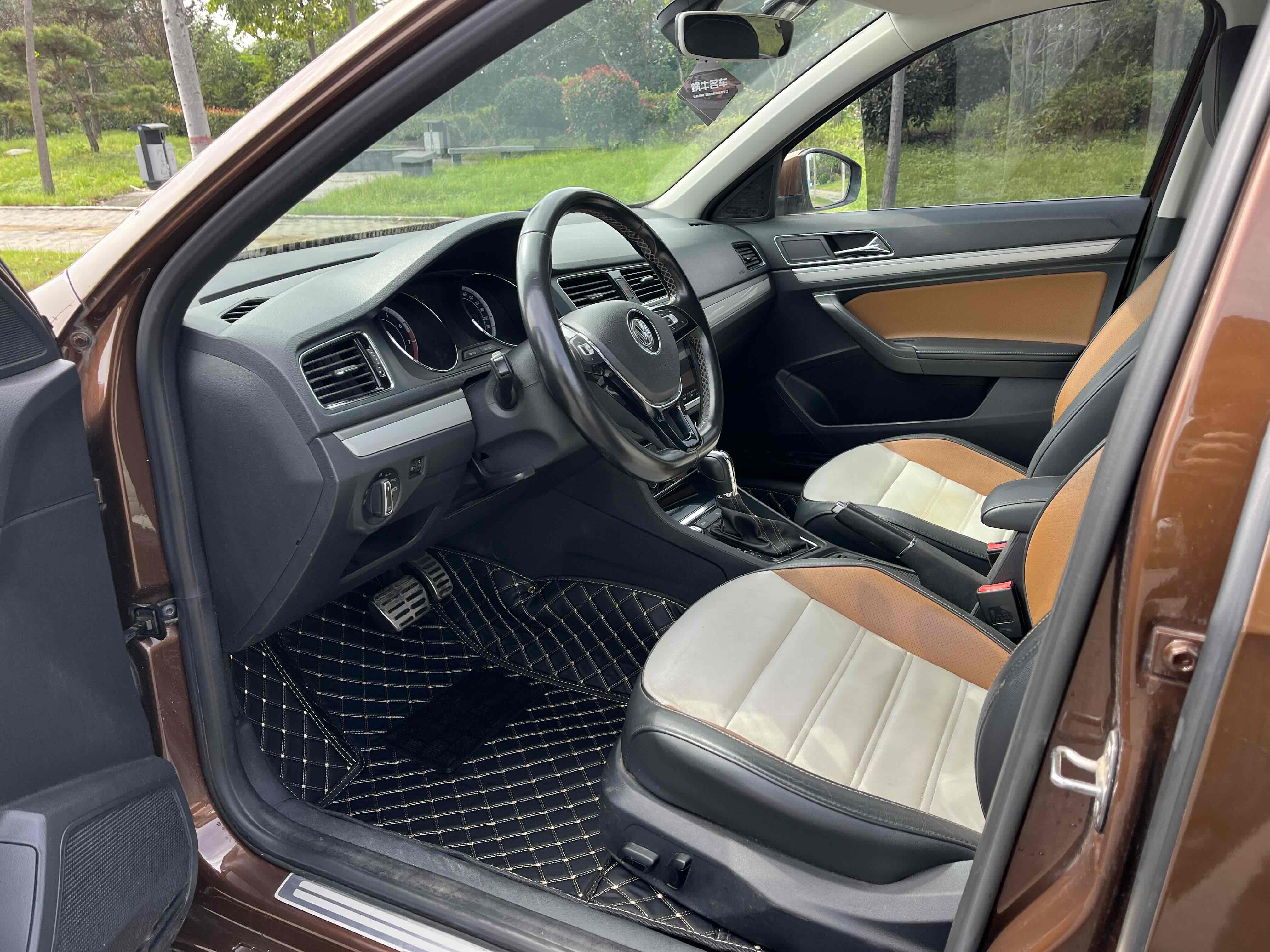 Volkswagen Cross Lavida 2016 immagine di auto #8