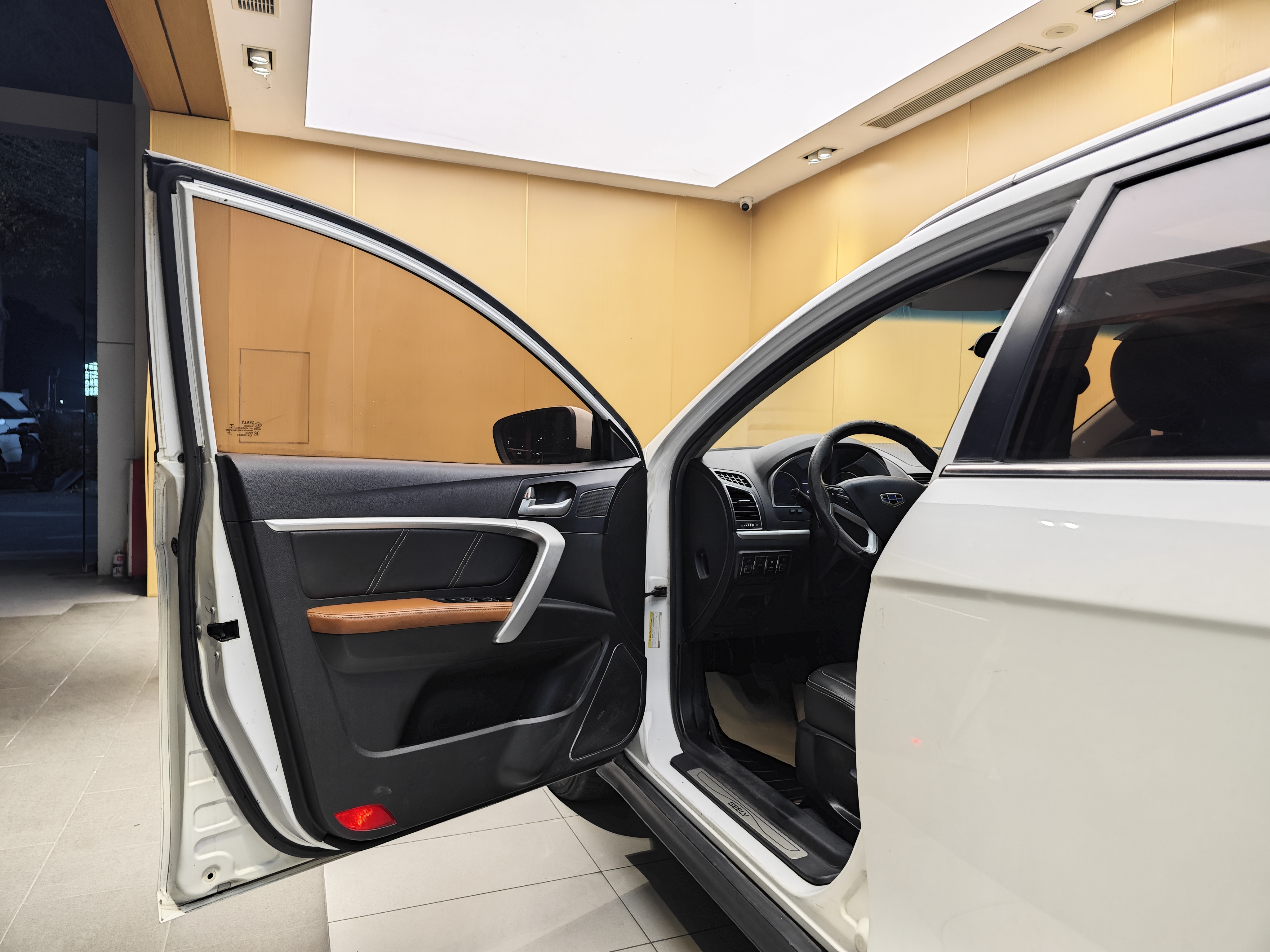 GEELY Emgrand 2016 #8 GEELY Emgrand 2016 car image #8