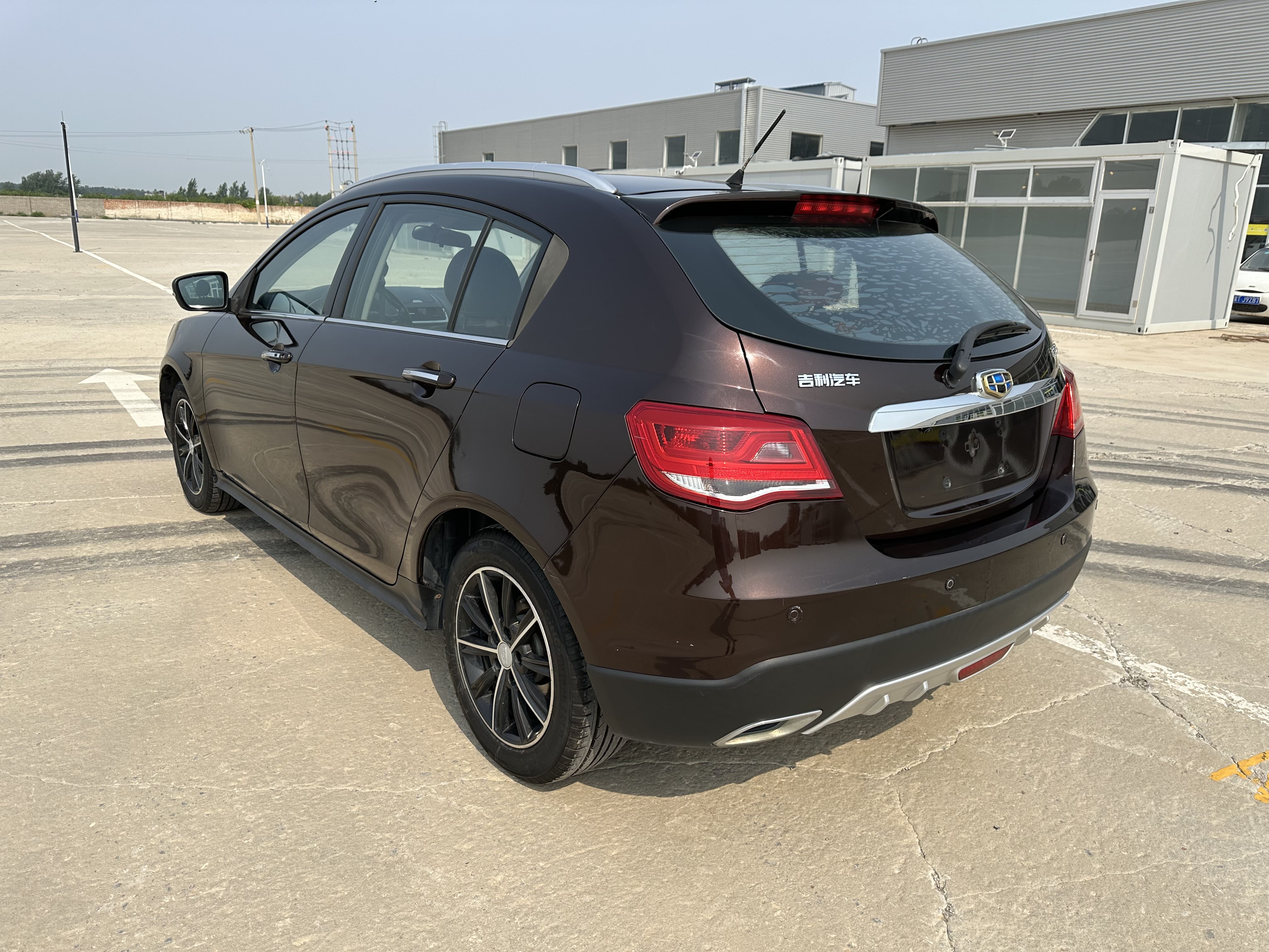 GEELY Emgrand 2016 #8 GEELY Emgrand 2016 car image #8