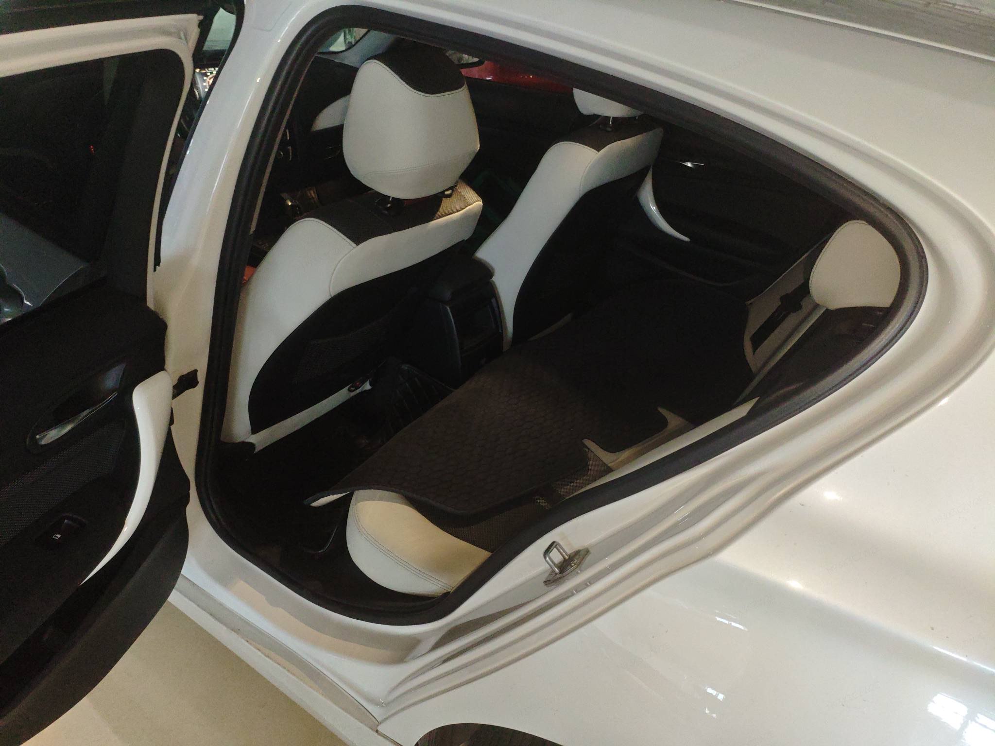 BMW 1 Series (Imported) 2017 #8 BMW 1 Series (Imported) 2017 car image #8