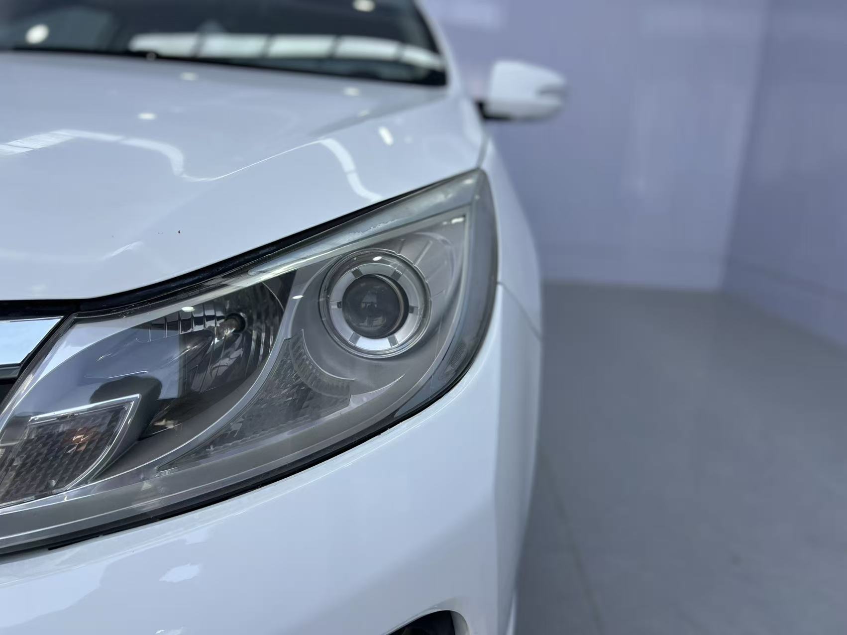 BYD SuRui 2015 car image #8