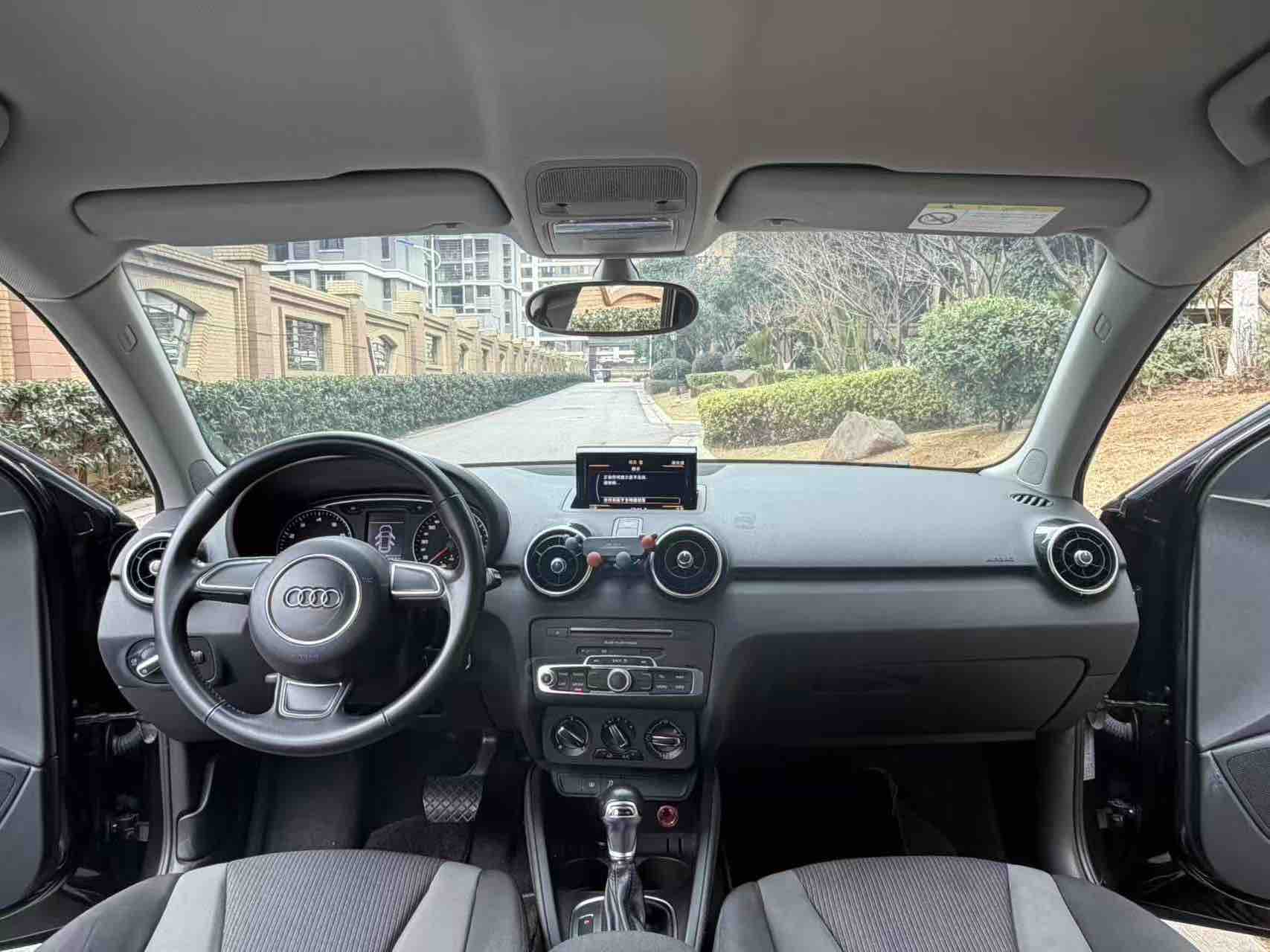 Audi A1 2017 car image #8