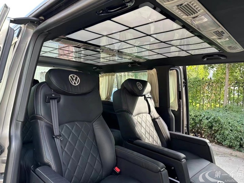 Volkswagen Caravelle 2017 immagine di auto #8