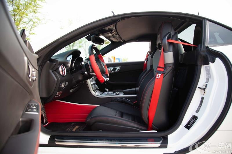 Mercedes-Benz SLC Class 2018 car image #8