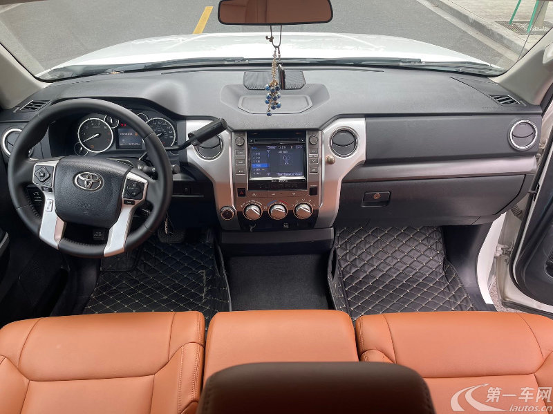 Toyota Tundra 2015 immagine di auto #8