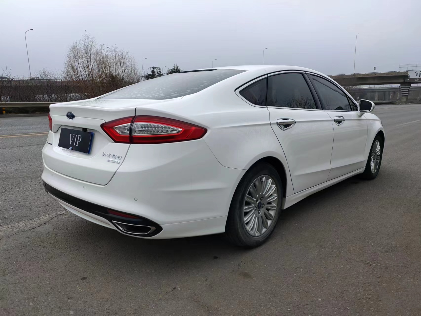 Ford Zhisheng 2014 #8 Ford Zhisheng 2014 car image #8