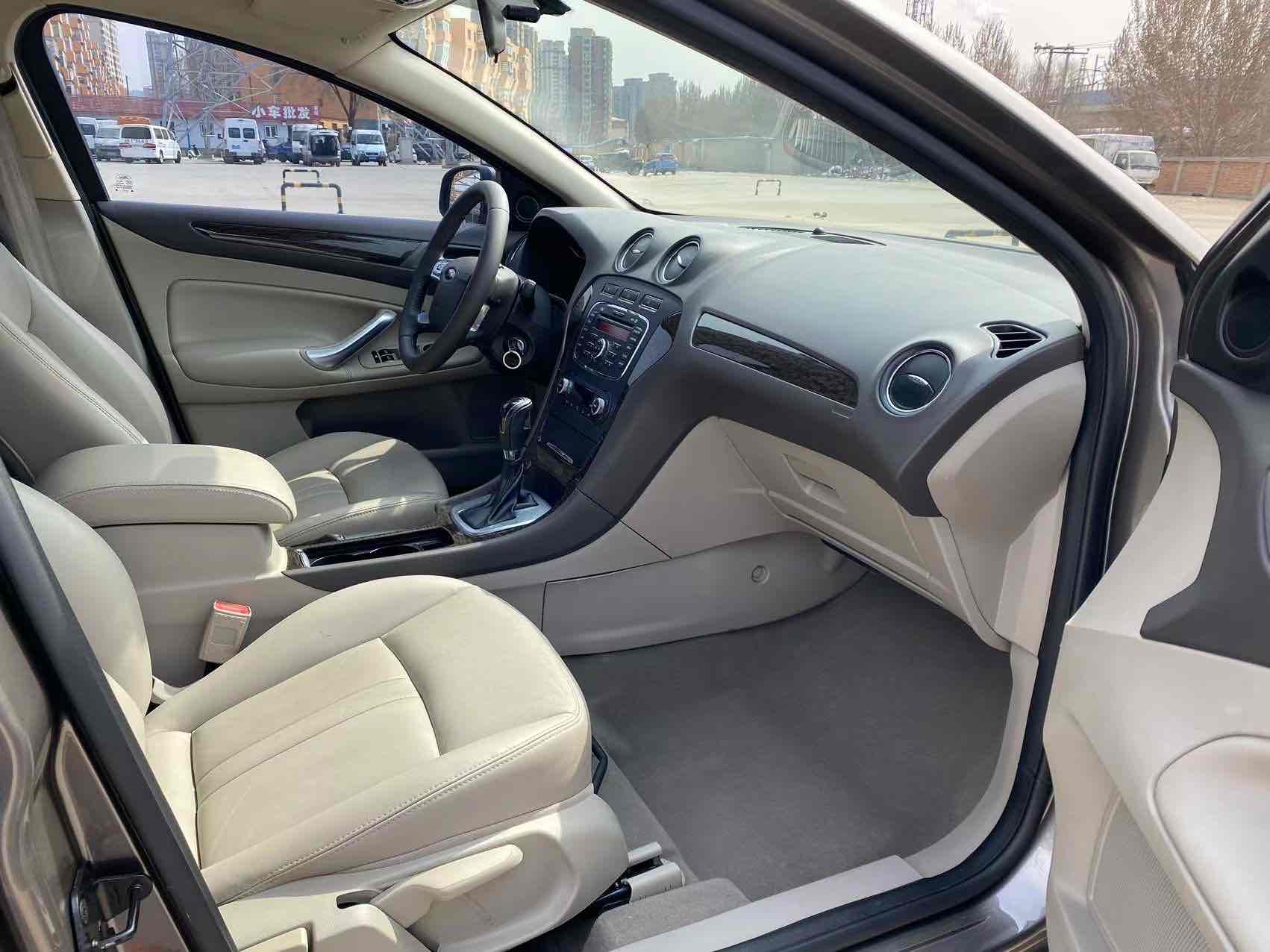 Ford Zhisheng 2013 #8 Ford Zhisheng 2013 car image #8