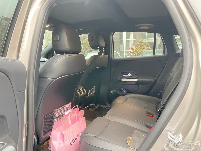 Mercedes-Benz EQA Class 2022 immagine di auto #8