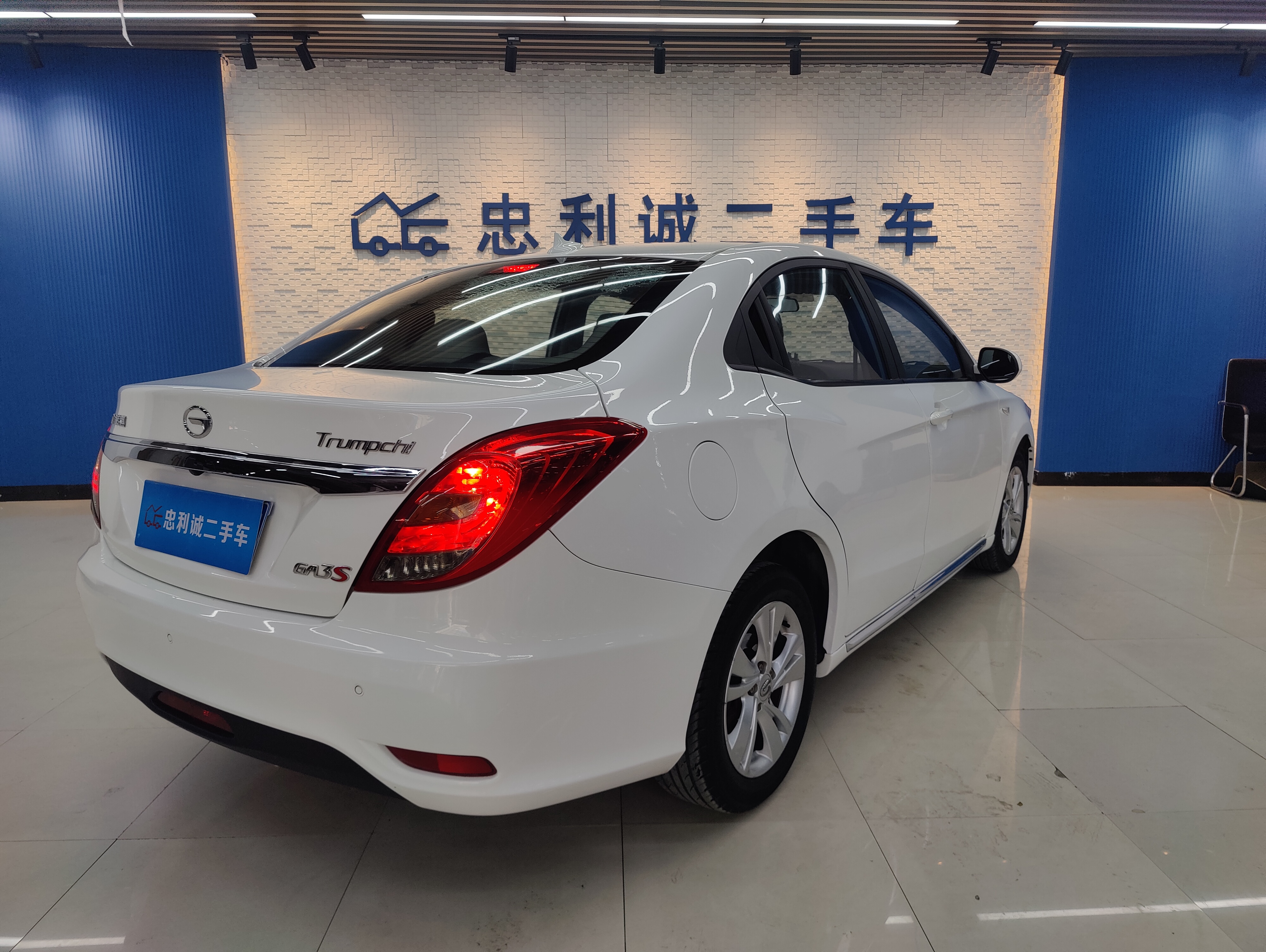 GAC Trumpchi GA3S 2015 #8 GAC Trumpchi GA3S 2015 car image #8