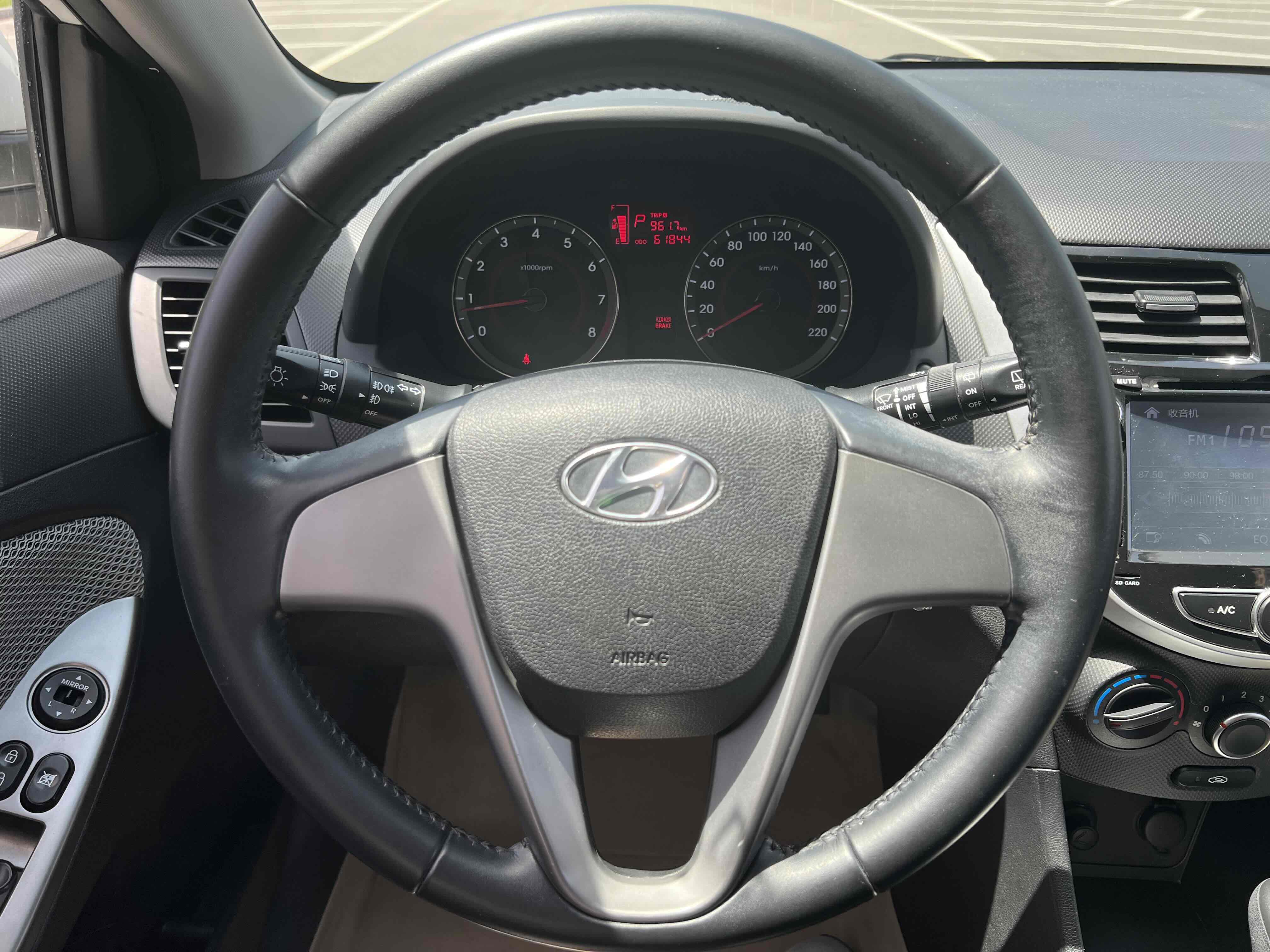 Hyundai Reina Hatchback 2015 #8 Hyundai Reina Hatchback 2015 immagine di auto #8