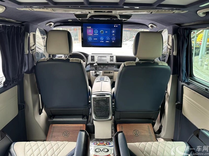 Volkswagen Caravelle 2019 car image #8