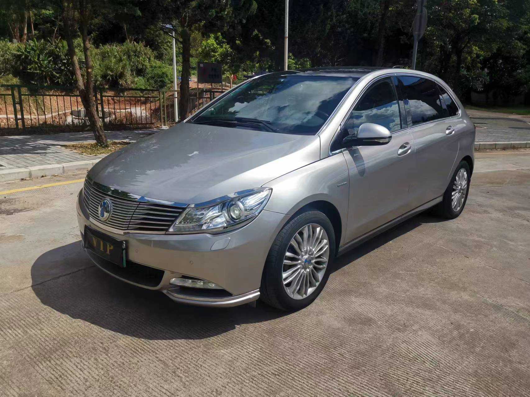 Denza DENZA 2016 car image #8