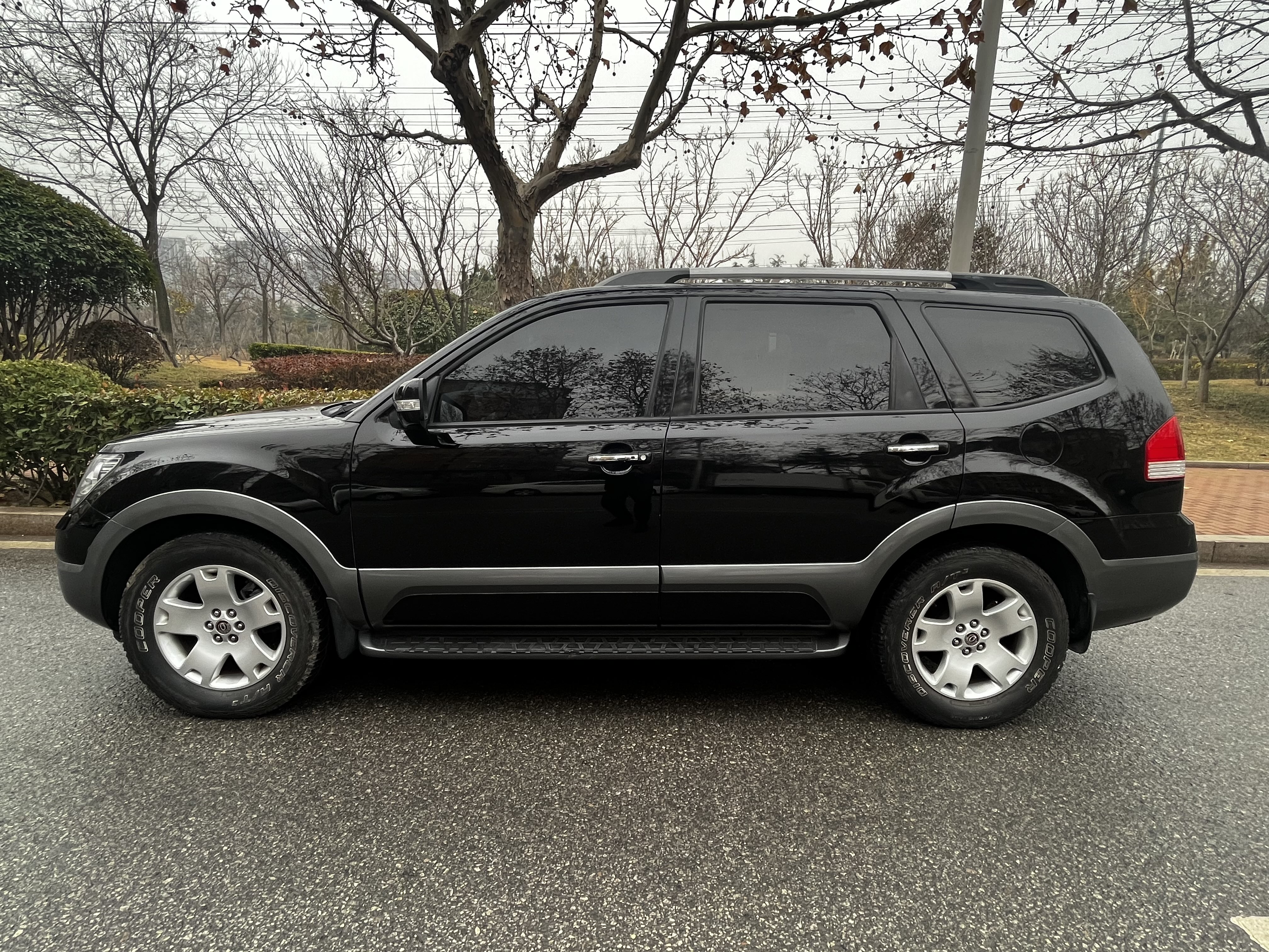 Kia Mohave 2012 изображение автомобиля #8